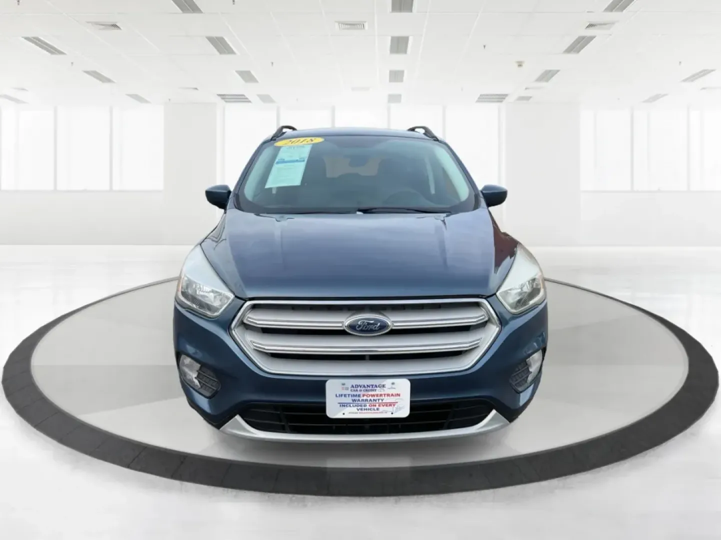 2018 Ford Escape SE (1FMCU0GD7JU) with an 1.5L L4 DOHC 16V engine, 6A transmission, located at 401 Woodman Dr, Riverside, OH, 45431, (937) 908-9800, 39.760899, -84.123421 - **Discover Your Next Adventure with the 2018 Ford Escape SE at Advantage Car and Credit - Piqua!**<br /> <br /> Are you ready to elevate your daily commute or weekend getaways? The 2018 Ford Escape SE is the perfect vehicle for those who crave both style and functionality in their daily lives. Wheth - Photo#7