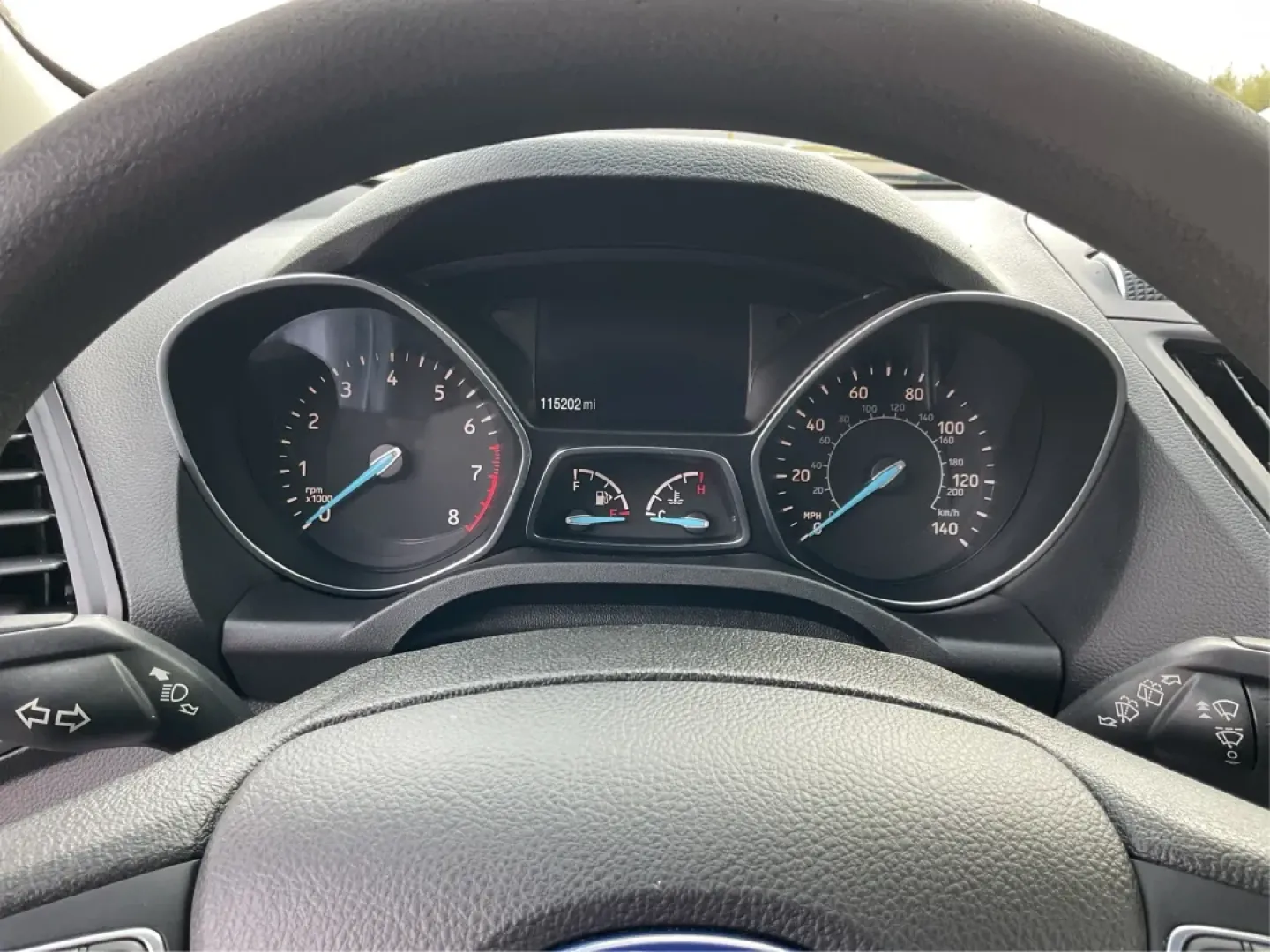 2018 Ford Escape SE (1FMCU0GD7JU) with an 1.5L L4 DOHC 16V engine, 6A transmission, located at 401 Woodman Dr, Riverside, OH, 45431, (937) 908-9800, 39.760899, -84.123421 - **Discover Your Next Adventure with the 2018 Ford Escape SE at Advantage Car and Credit - Piqua!**<br /> <br /> Are you ready to elevate your daily commute or weekend getaways? The 2018 Ford Escape SE is the perfect vehicle for those who crave both style and functionality in their daily lives. Wheth - Photo#15
