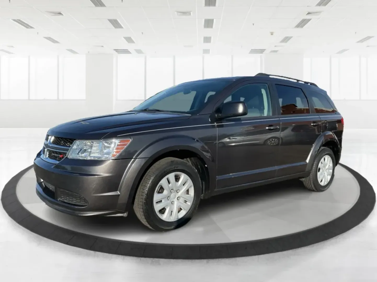 2016 Dodge Journey SE (3C4PDCAB8GT) with an Tigershark MultiAir 2.4L I-4 DOHC engine, located at 401 Woodman Dr, Riverside, OH, 45431, (937) 908-9800, 39.760899, -84.123421 - **Experience Life in Motion with the 2016 Dodge Journey SE SUV at Advantage Car and Credit - Moraine!**<br /> <br /> Are you ready to elevate your lifestyle? The 2016 Dodge Journey SE is the perfect blend of style, comfort, and versatility, making it the ideal SUV for growing families, weekend adven - Photo#7