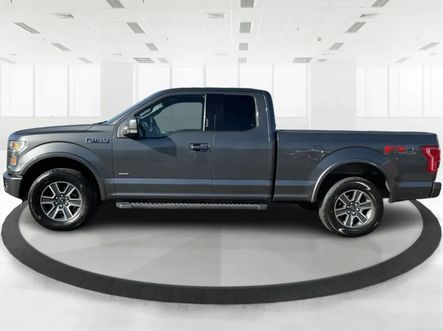2015 Ford F-150 LARIAT (1FTEX1EPXFF) with an Other engine, located at 4508 South Dixie Dr, Moraine, OH, 45439, (937) 908-9800, 39.689976, -84.218452 - **Discover Adventure with the 2015 Ford F-150 LARIAT at Advantage Car and Credit - Moraine!**<br /> <br /> Are you ready to elevate your lifestyle and take on new adventures? Imagine the freedom of hitting the open road, whether it's for weekend camping trips, hauling gear for your favorite hobbies, - Photo#5