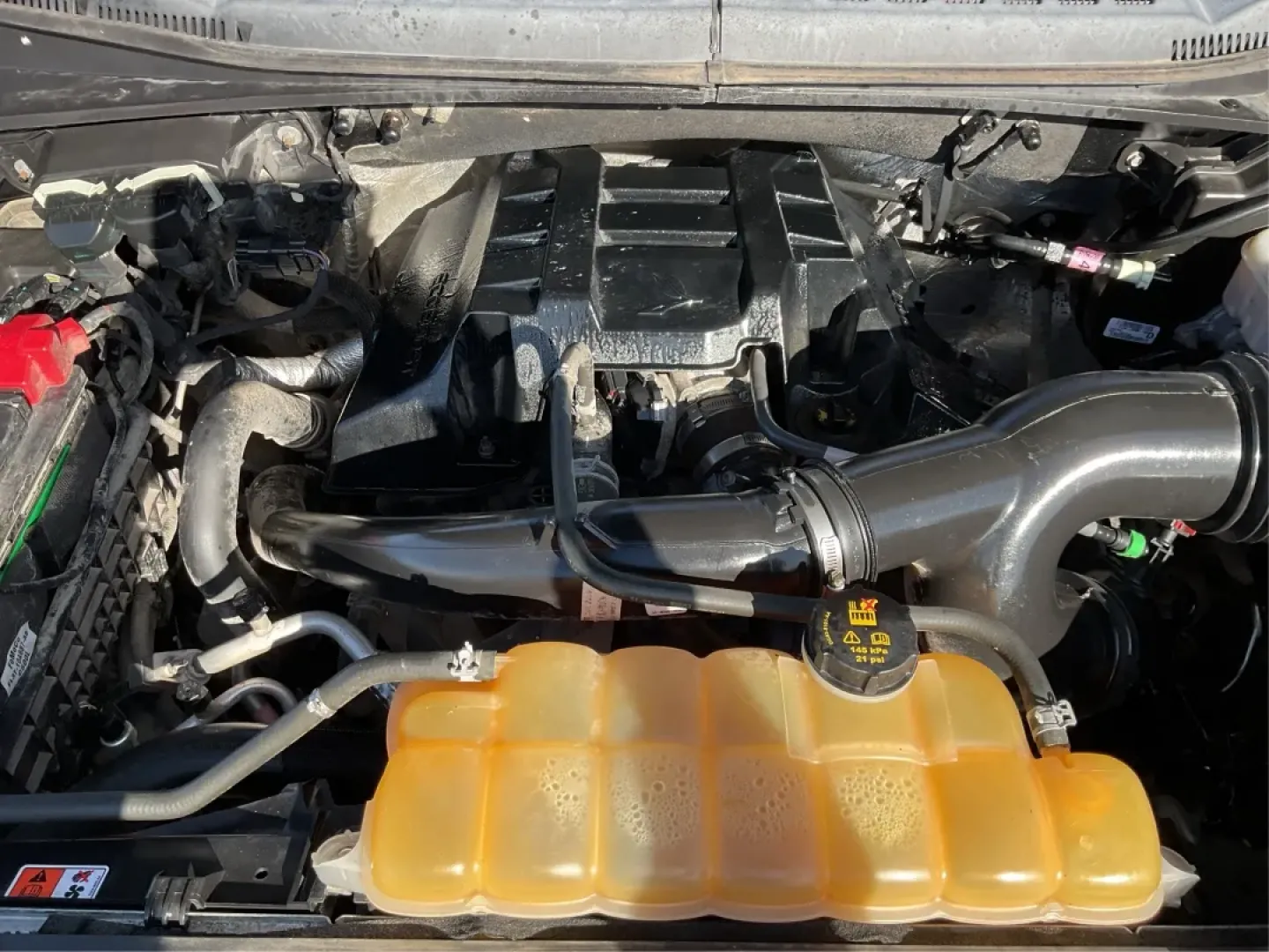 2015 Ford F-150 LARIAT (1FTEX1EPXFF) with an 2.7L V6 DOHC 24V engine, 6-Speed Automatic transmission, located at 401 Woodman Dr, Riverside, OH, 45431, (937) 908-9800, 39.760899, -84.123421 - **Discover Adventure with the 2015 Ford F-150 LARIAT at Advantage Car and Credit - Moraine!**<br /> <br /> Are you ready to elevate your lifestyle and take on new adventures? Imagine the freedom of hitting the open road, whether it's for weekend camping trips, hauling gear for your favorite hobbies, - Photo#11