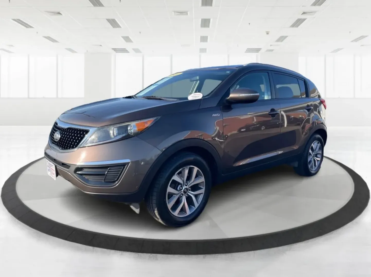 2014 Kia Sportage LX (KNDPBCAC8E7) with an Other engine, located at 1230 East Main St, Xenia, OH, 45385, (937) 908-9800, 39.688026, -83.910172 - **Adventure Awaits: 2014 Kia Sportage LX Ideal for Your Next Journey!**<br /> <br /> If you're searching for a versatile vehicle that seamlessly blends style, comfort, and functionality, the 2014 Kia Sportage LX is your answer! Perfect for weekend adventures or daily commutes, this crossover is des - Photo#8