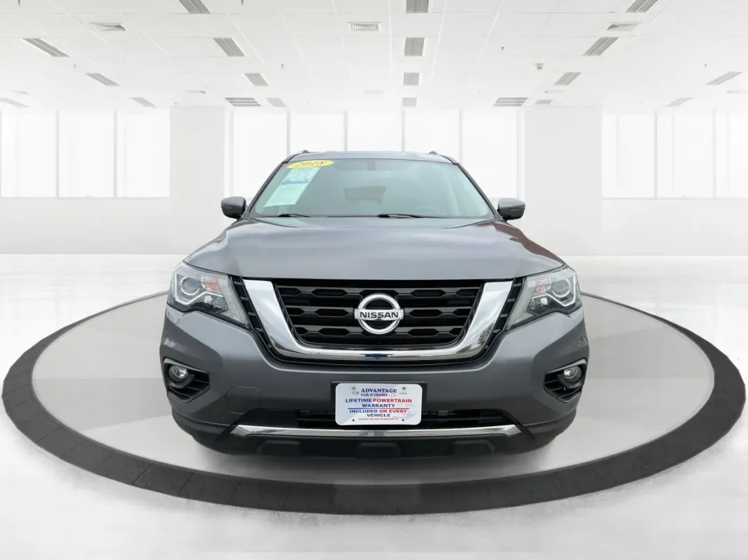 2018 Nissan Pathfinder SV (5N1DR2MM1JC) with an 3.5L V-6 gasoline direct injection engine, located at 880 E. National Road, Vandalia, OH, 45377, (937) 908-9800, 39.891918, -84.183594 - Are you ready to elevate your family adventures or weekend getaways? Look no further than the 2018 Nissan Pathfinder SV, available now at Advantage Car and Credit in Vandalia, OH. Perfectly designed for growing families, this spacious SUV is not only a reliable daily driver but also an ideal compani - Photo#7
