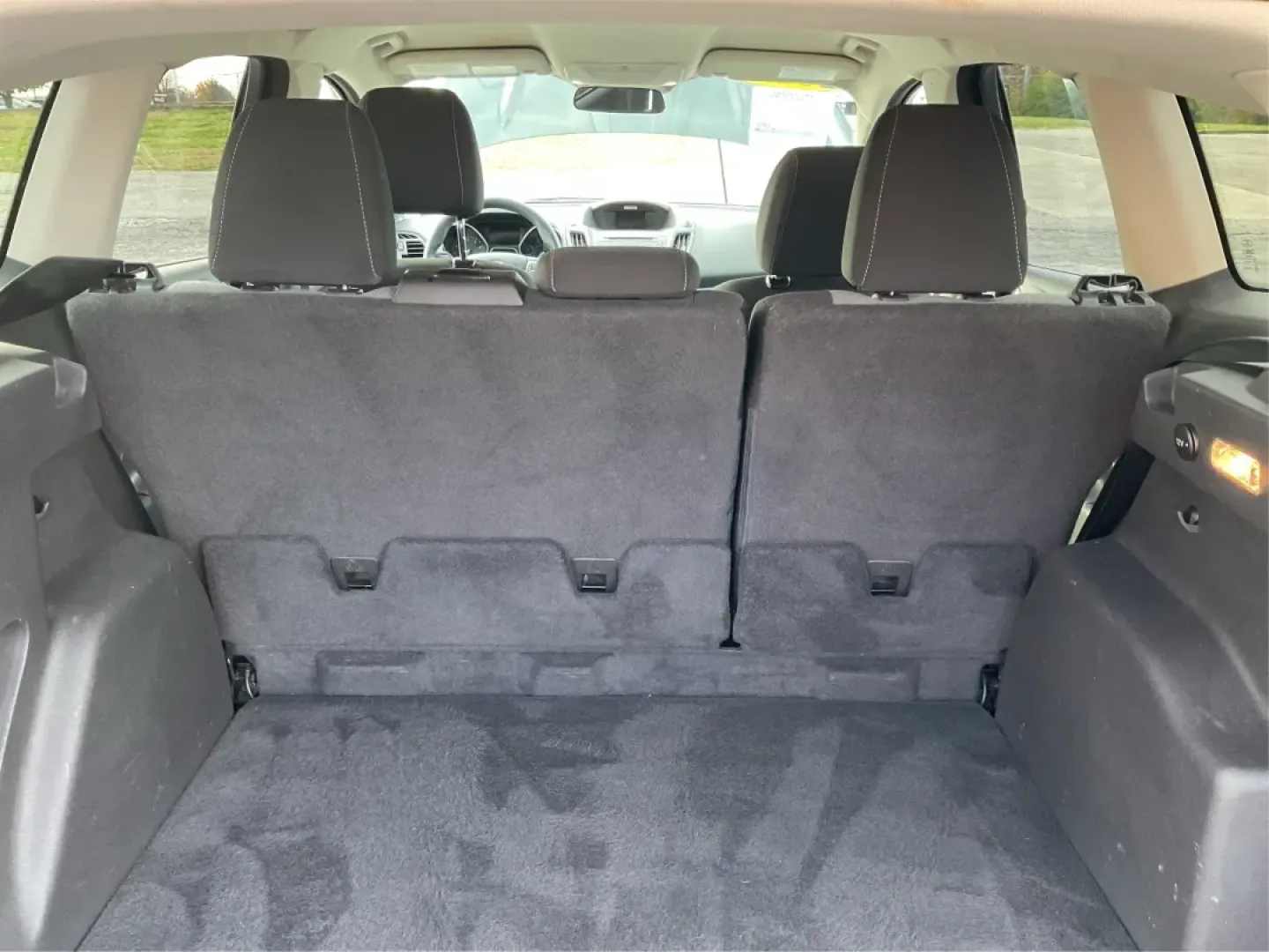 2017 Ford Escape SE (1FMCU9GD3HU) with an Other engine, located at 8750 N County Rd 25A, Piqua, OH, 45356, (937) 908-9800, 40.164391, -84.232513 - **Discover the Perfect SUV for Your Next Adventure!**<br /> <br /> Are you ready to elevate your lifestyle with a vehicle that can handle everything from daily commutes to weekend getaways? Look no further than the 2017 Ford Escape SE, now available at Advantage Car and Credit - Piqua. Located at 87 - Photo#11