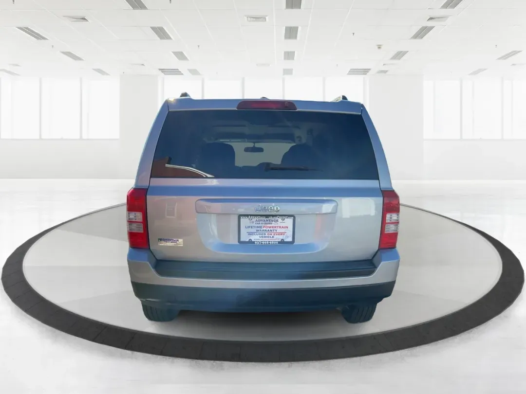 2016 Jeep Patriot Sport (1C4NJPBB6GD) with an 2.4L L4 DOHC 16V engine, Automatic transmission, located at 8750 N County Rd 25A, Piqua, OH, 45356, (937) 908-9800, 40.164391, -84.232513 - **Adventure Awaits with the 2016 Jeep Patriot Sport! Perfect for Your Next Journey!**<br /> <br /> Are you ready to tackle family road trips, weekend getaways, or daily commutes with confidence? The 2016 Jeep Patriot Sport is the versatile SUV you've been searching for! This rugged vehicle combines - Photo#3