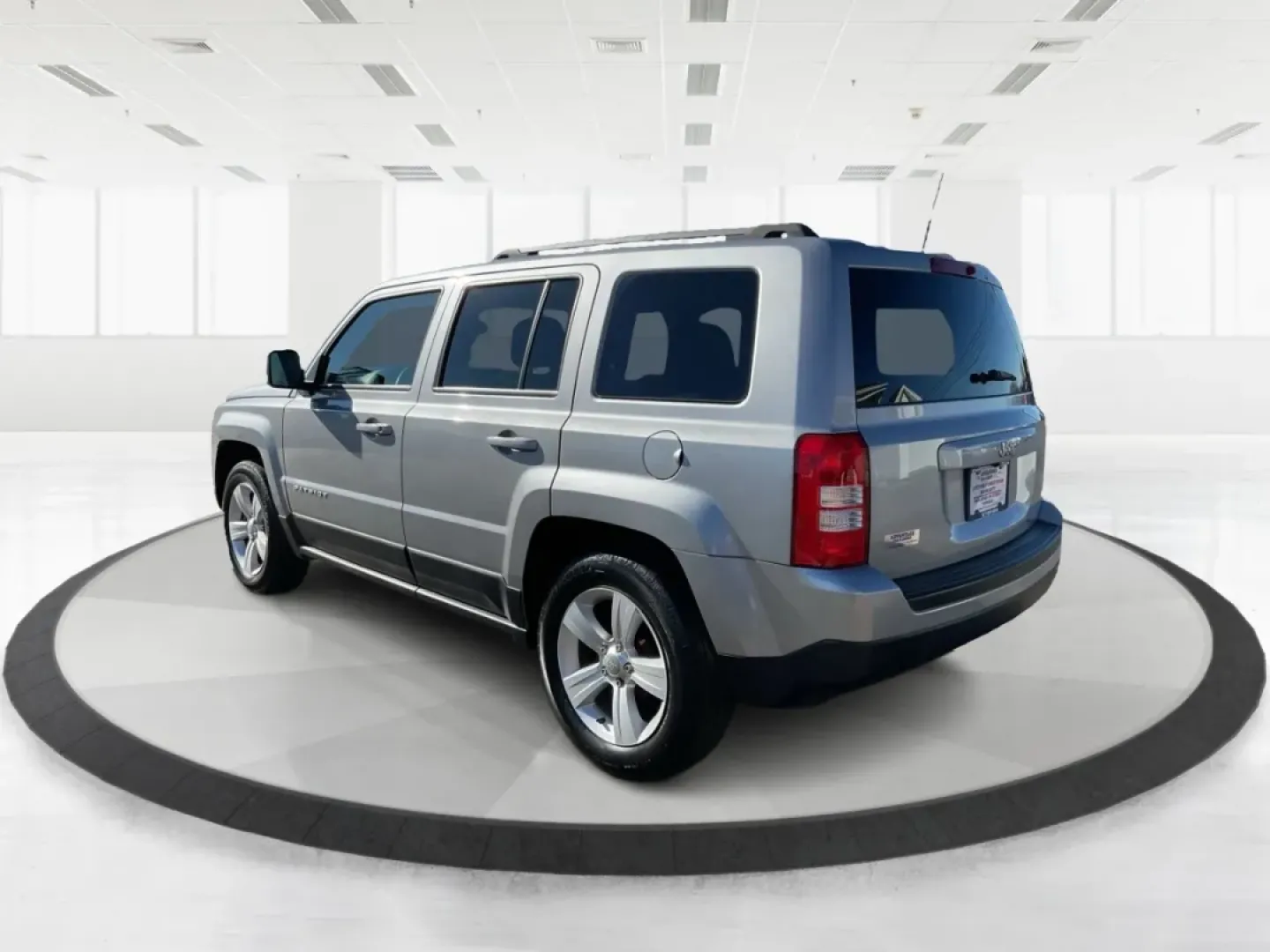 2016 Jeep Patriot Sport (1C4NJPBB6GD) with an Other engine, located at 1184 Kauffman Ave, Fairborn, OH, 45324, (937) 908-9800, 39.807072, -84.030914 - **Adventure Awaits with the 2016 Jeep Patriot Sport! Perfect for Your Next Journey!**<br /> <br /> Are you ready to tackle family road trips, weekend getaways, or daily commutes with confidence? The 2016 Jeep Patriot Sport is the versatile SUV you've been searching for! This rugged vehicle combines - Photo#4