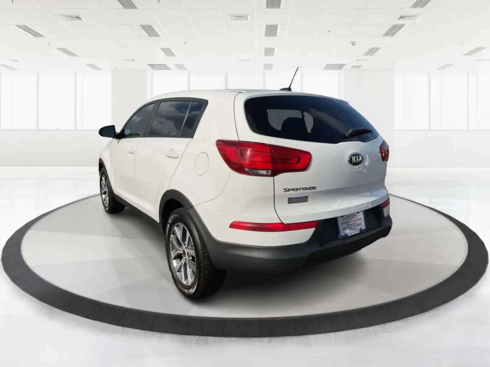 2015 Kia Sportage LX (KNDPB3AC1F7) with an Other engine, located at 1951 S Dayton Lakeview Rd., New Carlisle, OH, 45344, (937) 908-9800, 39.890999, -84.050255 - Are you looking for a versatile vehicle that can handle your family's daily adventures while also being budget-friendly? Look no further than this 2015 Kia Sportage LX, now available at Advantage Car and Credit in Fairborn, OH. This stylish crossover SUV is perfect for growing families, weekend geta - Photo#3