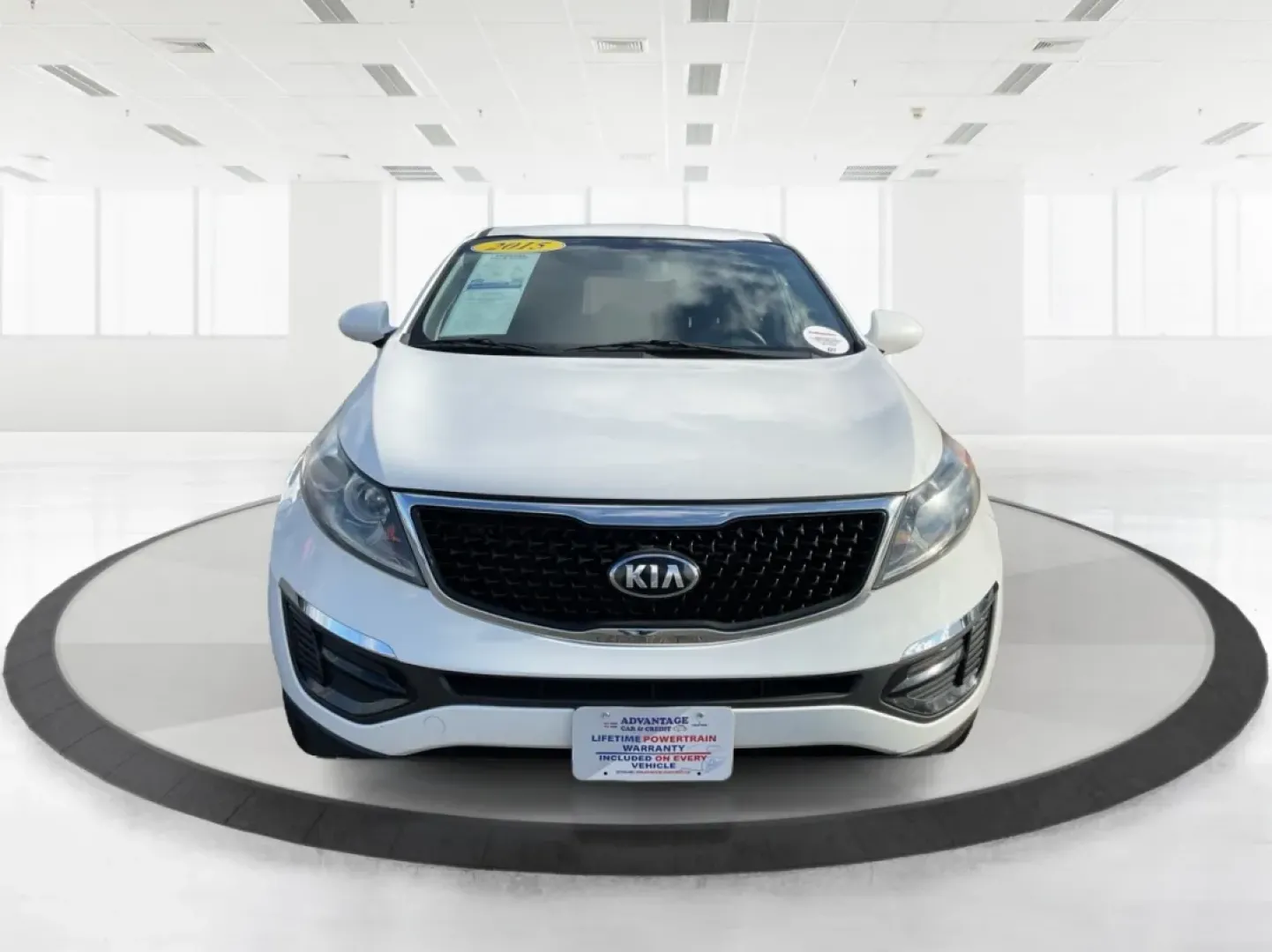 2015 Kia Sportage LX (KNDPB3AC1F7) with an Other engine, located at 8750 N County Rd 25A, Piqua, OH, 45356, (937) 908-9800, 40.164391, -84.232513 - Are you looking for a versatile vehicle that can handle your family's daily adventures while also being budget-friendly? Look no further than this 2015 Kia Sportage LX, now available at Advantage Car and Credit in Fairborn, OH. This stylish crossover SUV is perfect for growing families, weekend geta - Photo#5