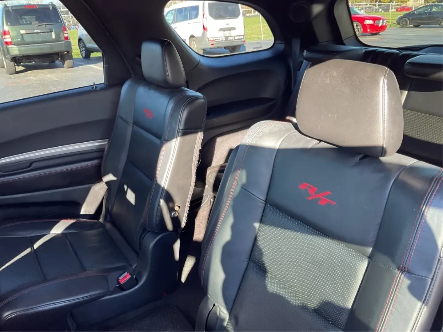 2015 Dodge Durango R/T (1C4SDJCT8FC) with an HEMI 5.7L V-8 variable valve control engine, located at 1230 East Main St, Xenia, OH, 45385, (937) 908-9800, 39.688026, -83.910172 - **Unleash Your Adventurous Spirit with the 2015 Dodge Durango R/T at Advantage Car and Credit - Troy!**<br /> <br /> Are you ready to elevate your family outings or weekend adventures? The 2015 Dodge Durango R/T is the perfect vehicle for those who demand style, performance, and versatility. Whether - Photo#9