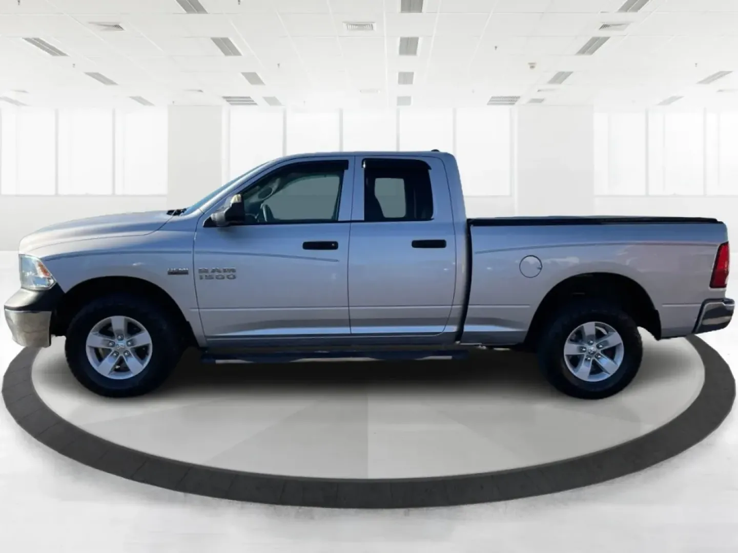 2016 Ram 1500 Tradesman (1C6RR7FT3GS) with an Other engine, located at 4508 South Dixie Dr, Moraine, OH, 45439, (937) 908-9800, 39.689976, -84.218452 - Looking for a reliable vehicle that seamlessly fits into your active lifestyle? Look no further than this robust 2016 Ram 1500 Tradesman, available now at Advantage Car and Credit in Moraine, OH. This quad cab truck is not just a vehicle; it's a gateway to adventure, perfect for weekend getaways, tr - Photo#5