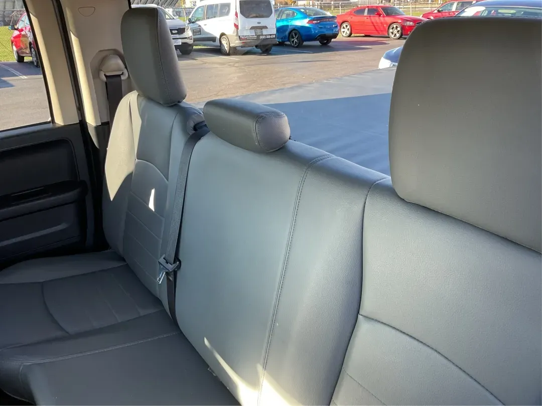 2016 Ram 1500 Tradesman (1C6RR7FT3GS) with an 5.7L V8 OHV 16V engine, 6A transmission, located at 1230 East Main St, Xenia, OH, 45385, (937) 908-9800, 39.688026, -83.910172 - Looking for a reliable vehicle that seamlessly fits into your active lifestyle? Look no further than this robust 2016 Ram 1500 Tradesman, available now at Advantage Car and Credit in Moraine, OH. This quad cab truck is not just a vehicle; it's a gateway to adventure, perfect for weekend getaways, tr - Photo#10