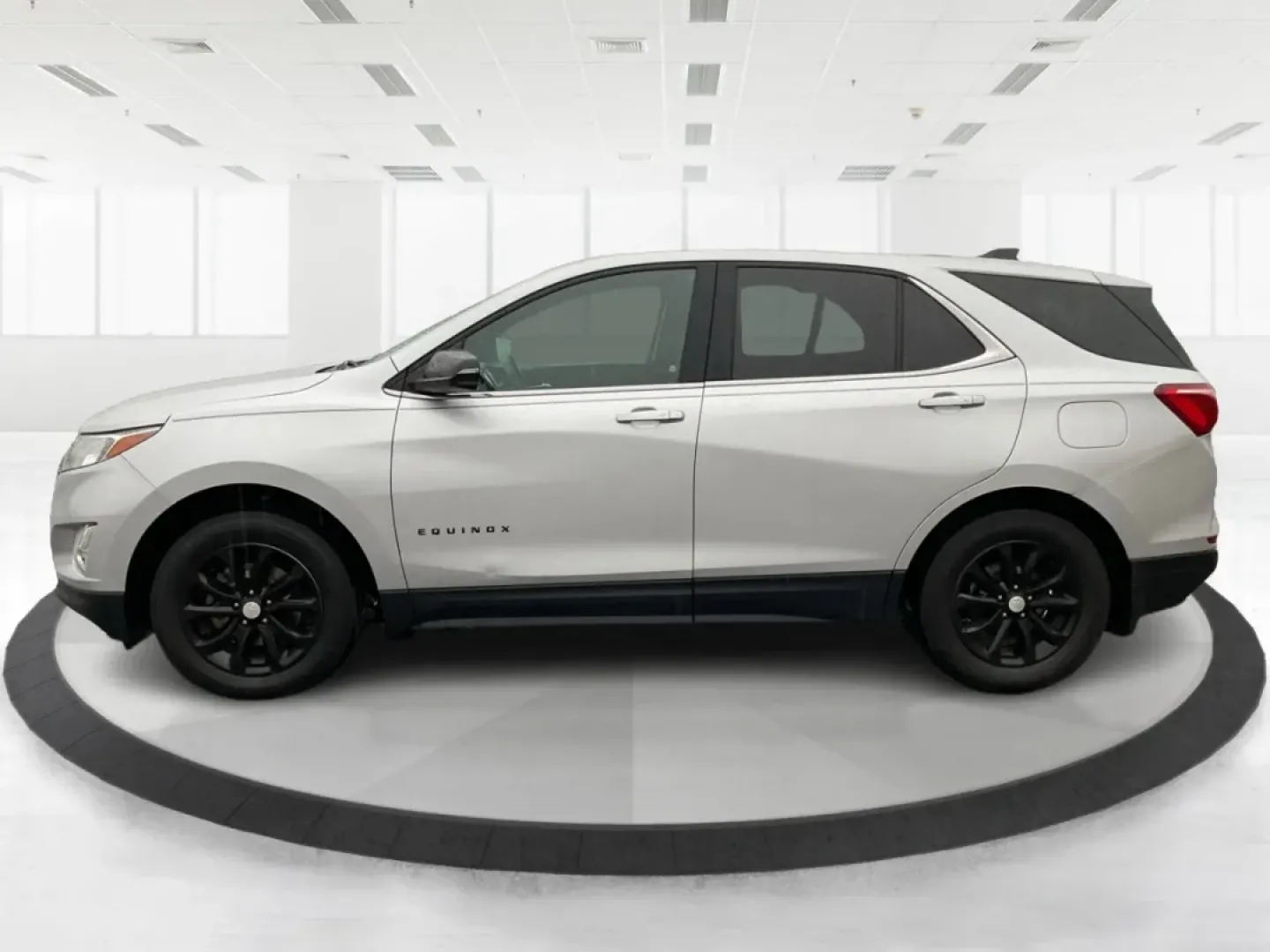 2019 Chevrolet Equinox LT (3GNAXKEV6KS) with an 1.5L I-4 gasoline direct injection engine, located at 8750 N County Rd 25A, Piqua, OH, 45356, (937) 908-9800, 40.164391, -84.232513 - **Unleash the Adventure with This 2019 Chevrolet Equinox LT: Your Perfect SUV Awaits!**<br /> <br /> If you're searching for a versatile SUV that can effortlessly transition from busy weekdays to weekend getaways, look no further than this stunning 2019 Chevrolet Equinox LT, available now at Advanta - Photo#5