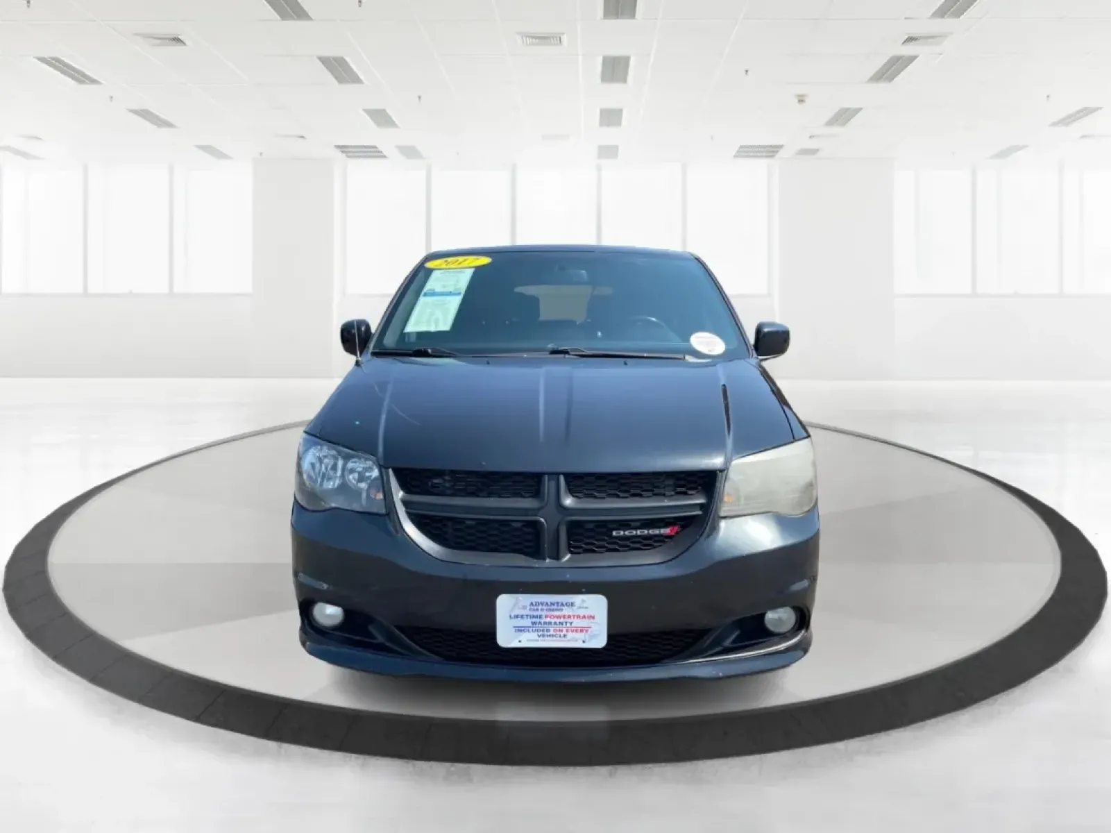 2017 Dodge Grand Caravan GT (2C4RDGEG9HR) with an 3.6L V6 DOHC 24V engine, 6-Speed Automatic transmission, located at 1951 S Dayton Lakeview Rd., New Carlisle, OH, 45344, (937) 908-9800, 39.890999, -84.050255 - **Discover Your Family's Adventure with the 2017 Dodge Grand Caravan GT at Advantage Car and Credit!**<br /> <br /> Are you ready to elevate your family's travel experience? The 2017 Dodge Grand Caravan GT is not just a vehicle; it's a lifestyle solution designed for families who love to explore, en - Photo#7