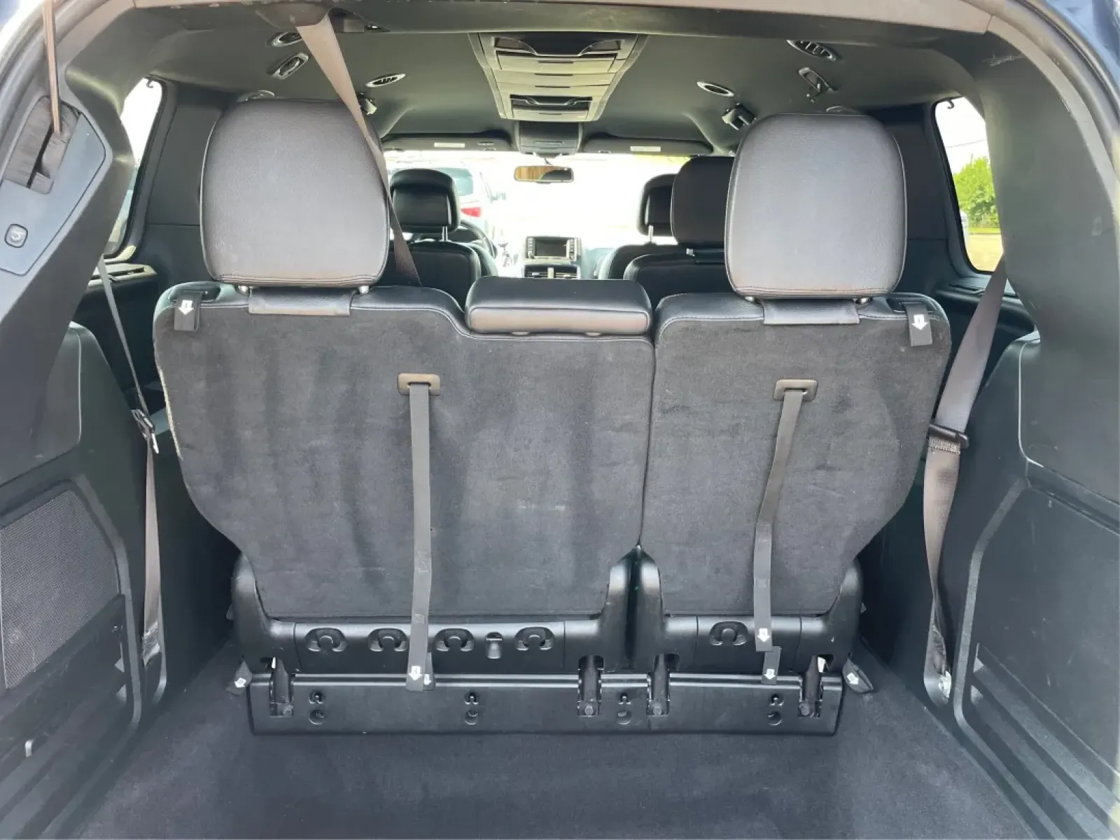 2017 Dodge Grand Caravan GT (2C4RDGEG9HR) with an 3.6L V6 DOHC 24V engine, 6-Speed Automatic transmission, located at 1951 S Dayton Lakeview Rd., New Carlisle, OH, 45344, (937) 908-9800, 39.890999, -84.050255 - **Discover Your Family's Adventure with the 2017 Dodge Grand Caravan GT at Advantage Car and Credit!**<br /> <br /> Are you ready to elevate your family's travel experience? The 2017 Dodge Grand Caravan GT is not just a vehicle; it's a lifestyle solution designed for families who love to explore, en - Photo#12