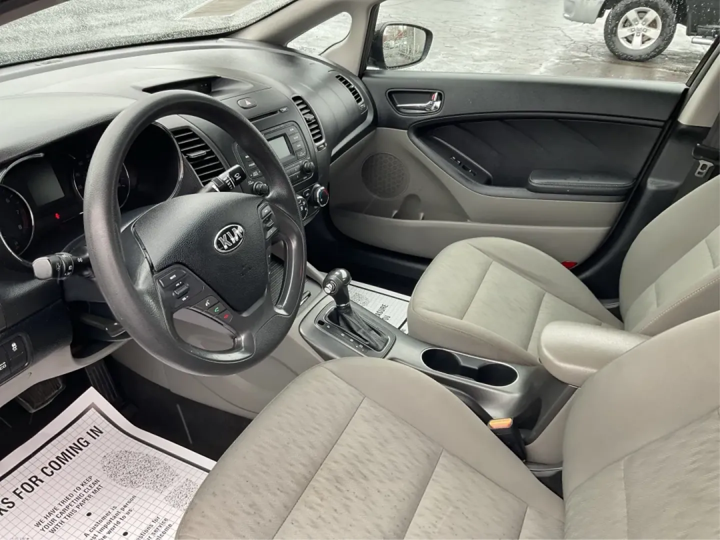 2015 Kia Forte LX (KNAFK4A67F5) with an 1.8L I-4 DOHC engine, located at 1951 S Dayton Lakeview Rd., New Carlisle, OH, 45344, (937) 908-9800, 39.890999, -84.050255 - **Find Your Perfect Commuter Companion: 2015 Kia Forte LX at Advantage Car and Credit - New Carlisle!**<br /> <br /> Are you searching for a reliable sedan that combines efficiency, comfort, and style? Look no further than this 2015 Kia Forte LX, available now at Advantage Car and Credit in New Carl - Photo#9