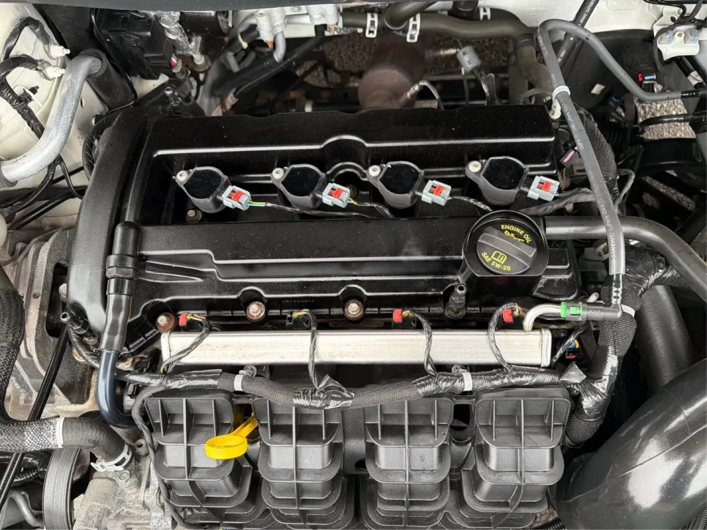 2016 Dodge Journey SE (3C4PDCAB1GT) with an Tigershark MultiAir 2.4L I-4 DOHC engine, located at 1099 N County Rd 25A , Troy, OH, 45373, (937) 908-9800, 40.057079, -84.212883 - Are you searching for the perfect vehicle to accommodate your growing family or enhance your daily commute? Look no further than this stunning 2016 Dodge Journey SE, available now at Advantage Car and Credit in Troy, OH! With its spacious interior and excellent features, this budget-friendly SUV is - Photo#11