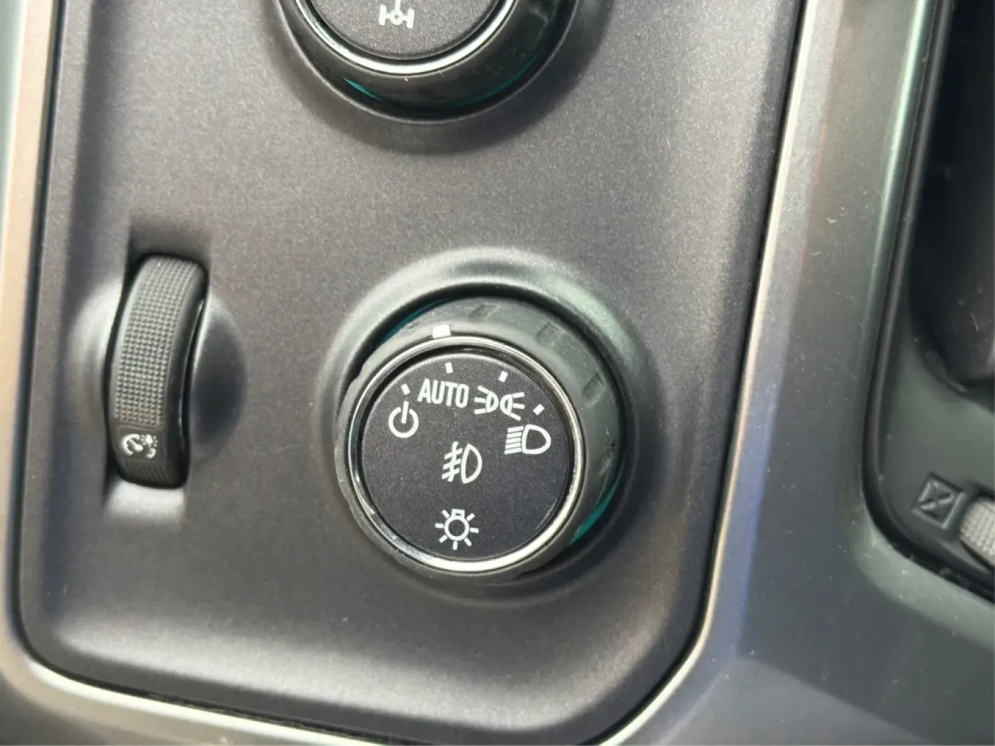 2017 Chevrolet Silverado 1500 LT Z71 (1GCUKRECXHF) with an EcoTec3 5.3L V-8 gasoline direct injection engine, located at 8750 N County Rd 25A, Piqua, OH, 45356, (937) 908-9800, 40.164391, -84.232513 - **Conquer Every Journey with the 2017 Chevrolet Silverado 1500 LT Z71!**<br /> <br /> If you're searching for a truck that can handle everything life throws at you-whether it's a weekend adventure, a daily commute, or the demands of a growing family-the 2017 Chevrolet Silverado 1500 LT Z71 is the pe - Photo#16