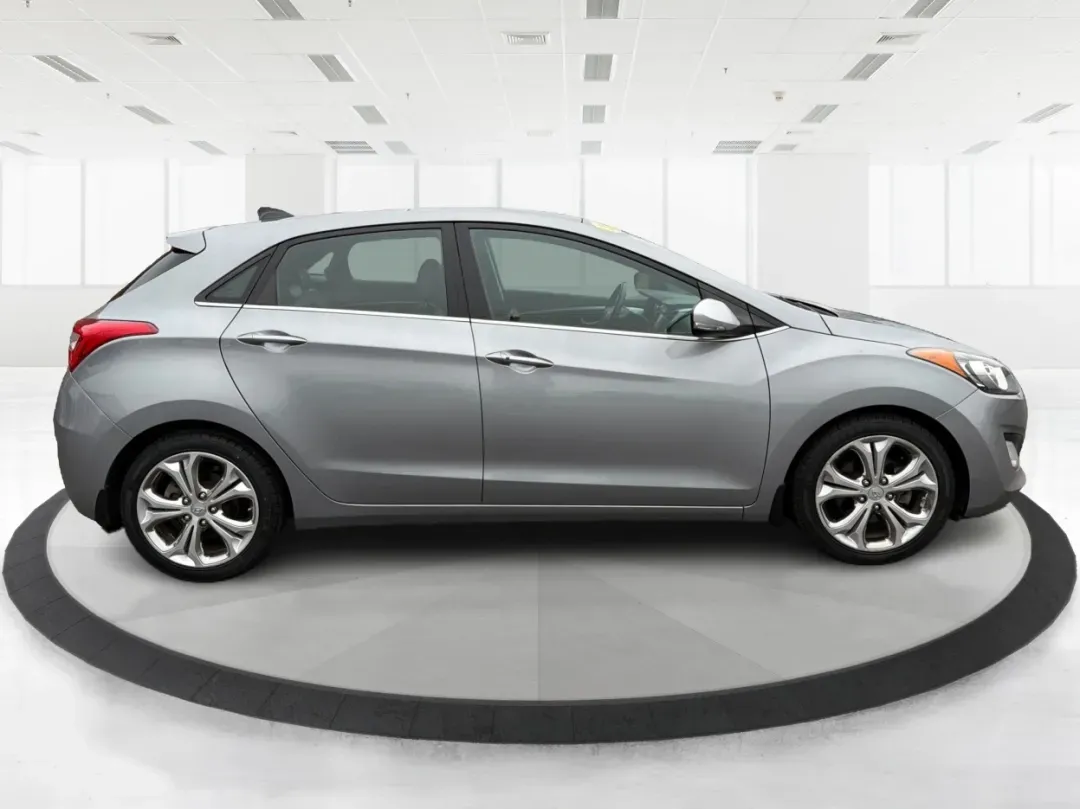 2016 Hyundai Elantra GT HB (KMHD35LH0GU) with an Other engine, located at 401 Woodman Dr, Riverside, OH, 45431, (937) 908-9800, 39.760899, -84.123421 - **Discover Your Next Adventure with the 2016 Hyundai Elantra GT at Advantage Car and Credit Riverside!** <br /> <br /> Are you ready to elevate your daily commute or family road trips with a stylish and reliable vehicle? The 2016 Hyundai Elantra GT is the perfect blend of comfort, efficiency, and p - Photo#1