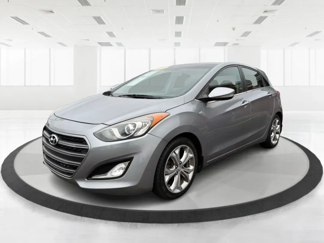 2016 Hyundai Elantra GT HB (KMHD35LH0GU) with an Other engine, located at 401 Woodman Dr, Riverside, OH, 45431, (937) 908-9800, 39.760899, -84.123421 - **Discover Your Next Adventure with the 2016 Hyundai Elantra GT at Advantage Car and Credit Riverside!** <br /> <br /> Are you ready to elevate your daily commute or family road trips with a stylish and reliable vehicle? The 2016 Hyundai Elantra GT is the perfect blend of comfort, efficiency, and p - Photo#8