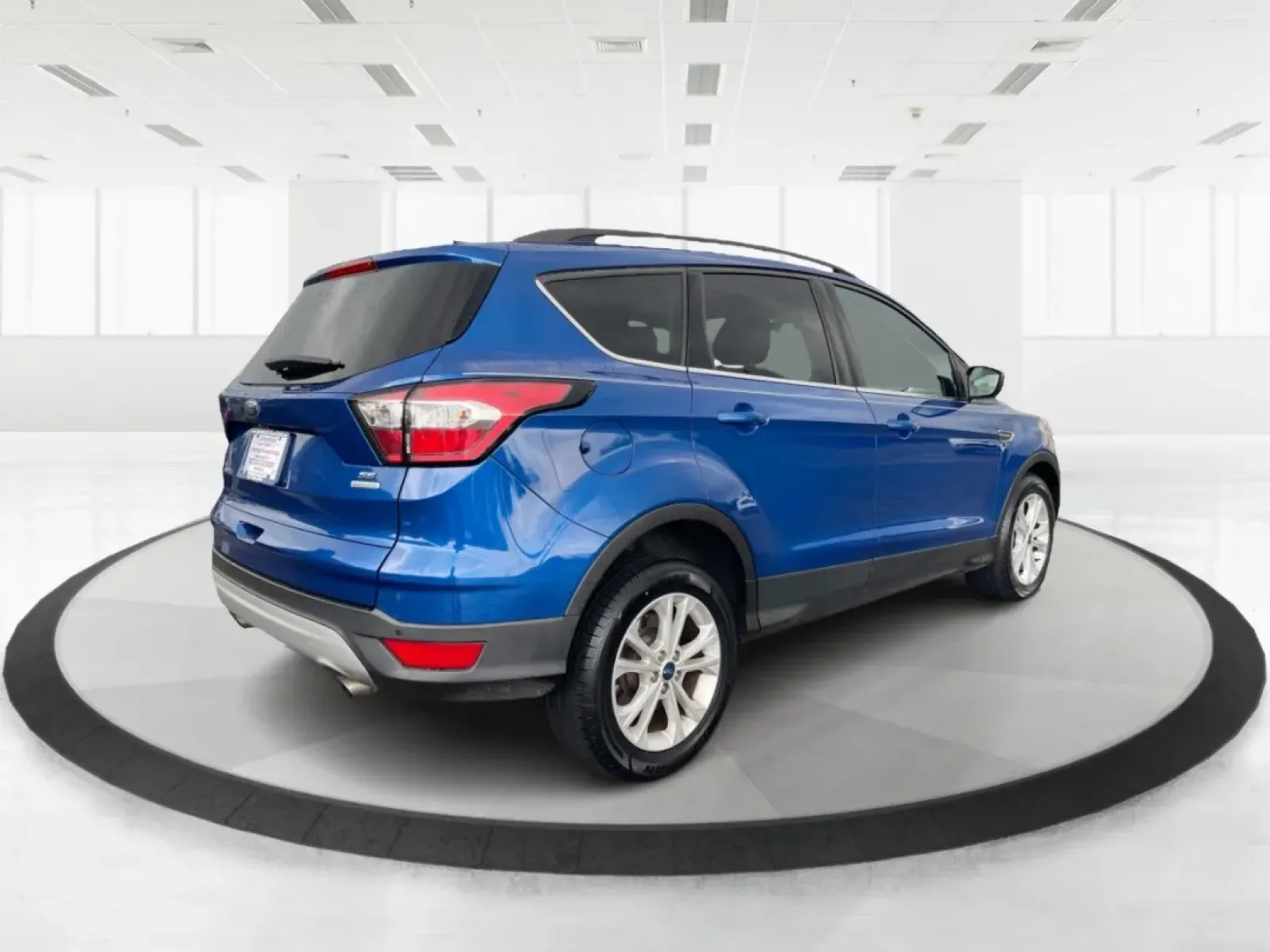 2017 Ford Escape SE (1FMCU0GD5HU) with an Other engine, located at 1951 S Dayton Lakeview Rd., New Carlisle, OH, 45344, (937) 908-9800, 39.890999, -84.050255 - **Adventure Awaits in This 2017 Ford Escape SE Perfect for Your Ohio Lifestyle!**<br /> <br /> Are you ready to embrace the open road? Whether you're commuting to work, taking the kids to soccer practice, or planning a weekend getaway to nearby attractions like the National Museum of the U.S. Air F - Photo#2