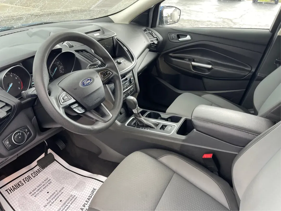 2017 Ford Escape SE (1FMCU0GD5HU) with an Other engine, located at 1184 Kauffman Ave, Fairborn, OH, 45324, (937) 908-9800, 39.807072, -84.030914 - **Adventure Awaits in This 2017 Ford Escape SE Perfect for Your Ohio Lifestyle!**<br /> <br /> Are you ready to embrace the open road? Whether you're commuting to work, taking the kids to soccer practice, or planning a weekend getaway to nearby attractions like the National Museum of the U.S. Air F - Photo#9