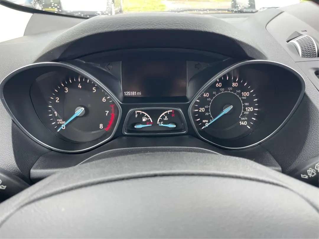 2017 Ford Escape SE (1FMCU0GD5HU) with an Other engine, located at 1184 Kauffman Ave, Fairborn, OH, 45324, (937) 908-9800, 39.807072, -84.030914 - **Adventure Awaits in This 2017 Ford Escape SE Perfect for Your Ohio Lifestyle!**<br /> <br /> Are you ready to embrace the open road? Whether you're commuting to work, taking the kids to soccer practice, or planning a weekend getaway to nearby attractions like the National Museum of the U.S. Air F - Photo#15