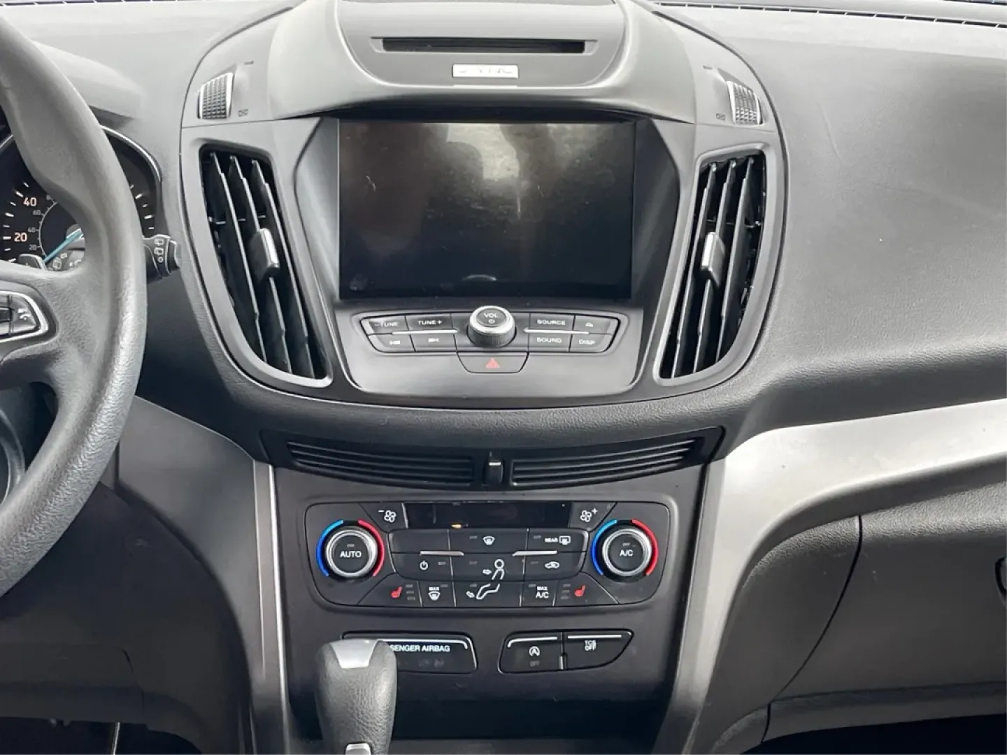 2017 Ford Escape SE (1FMCU0GD5HU) with an Other engine, located at 401 Woodman Dr, Riverside, OH, 45431, (937) 908-9800, 39.760899, -84.123421 - **Adventure Awaits in This 2017 Ford Escape SE Perfect for Your Ohio Lifestyle!**<br /> <br /> Are you ready to embrace the open road? Whether you're commuting to work, taking the kids to soccer practice, or planning a weekend getaway to nearby attractions like the National Museum of the U.S. Air F - Photo#12