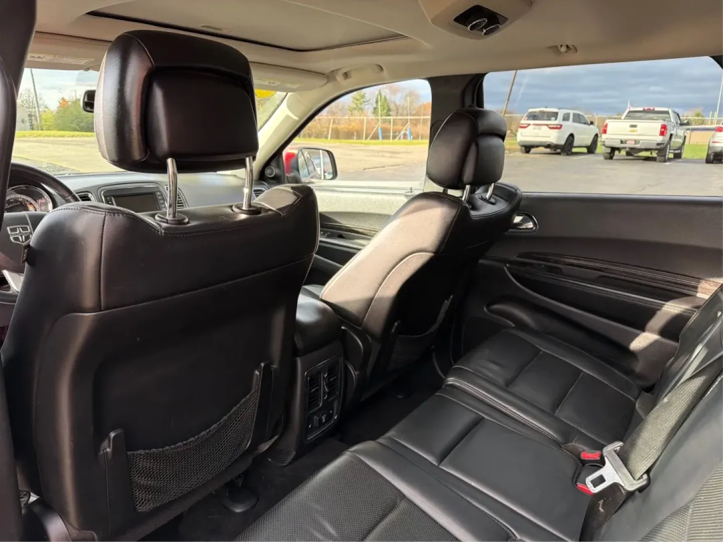 2013 Dodge Durango Crew (1C4RDJDG4DC) with an Other engine, located at 8750 N County Rd 25A, Piqua, OH, 45356, (937) 908-9800, 40.164391, -84.232513 - Are you ready to elevate your family adventures or tackle your daily commute with unparalleled ease? Look no further than this stunning 2013 Dodge Durango Crew, now available at Advantage Car and Credit in New Carlisle, OH. Perfect for growing families and those who love weekend getaways, this SUV n - Photo#10