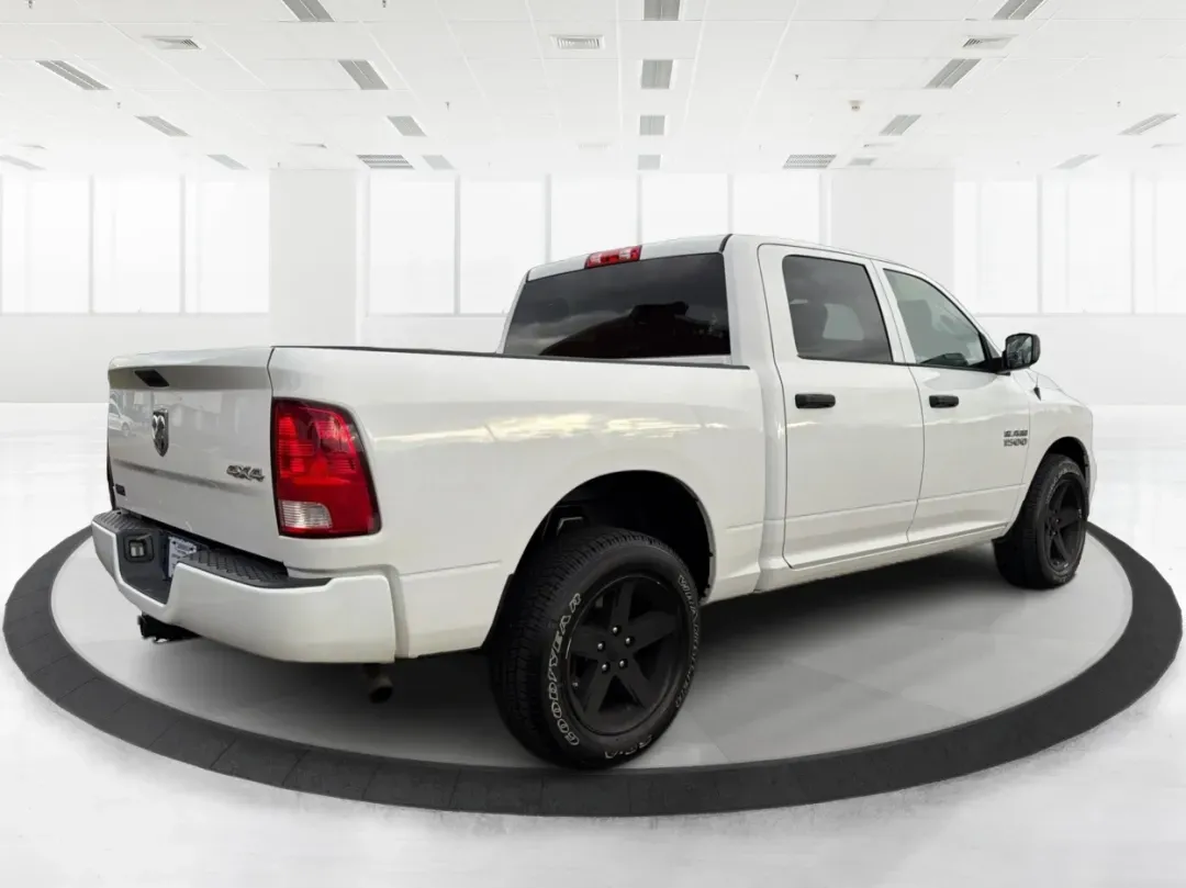 2018 Ram 1500 Express Crew Cab 4x4 5'7 Box (1C6RR7KG7JS) with an Other engine, located at 1230 East Main St, Xenia, OH, 45385, (937) 908-9800, 39.688026, -83.910172 - **Unleash Your Adventurous Side with the 2018 Ram 1500 Express Crew Cab 4x4!** <br /> <br /> If you're a weekend warrior or need a reliable truck for your daily commute, the 2018 Ram 1500 Express Crew Cab is ready to take on any challenge you throw its way. Perfect for outdoor enthusiasts and growin - Photo#2