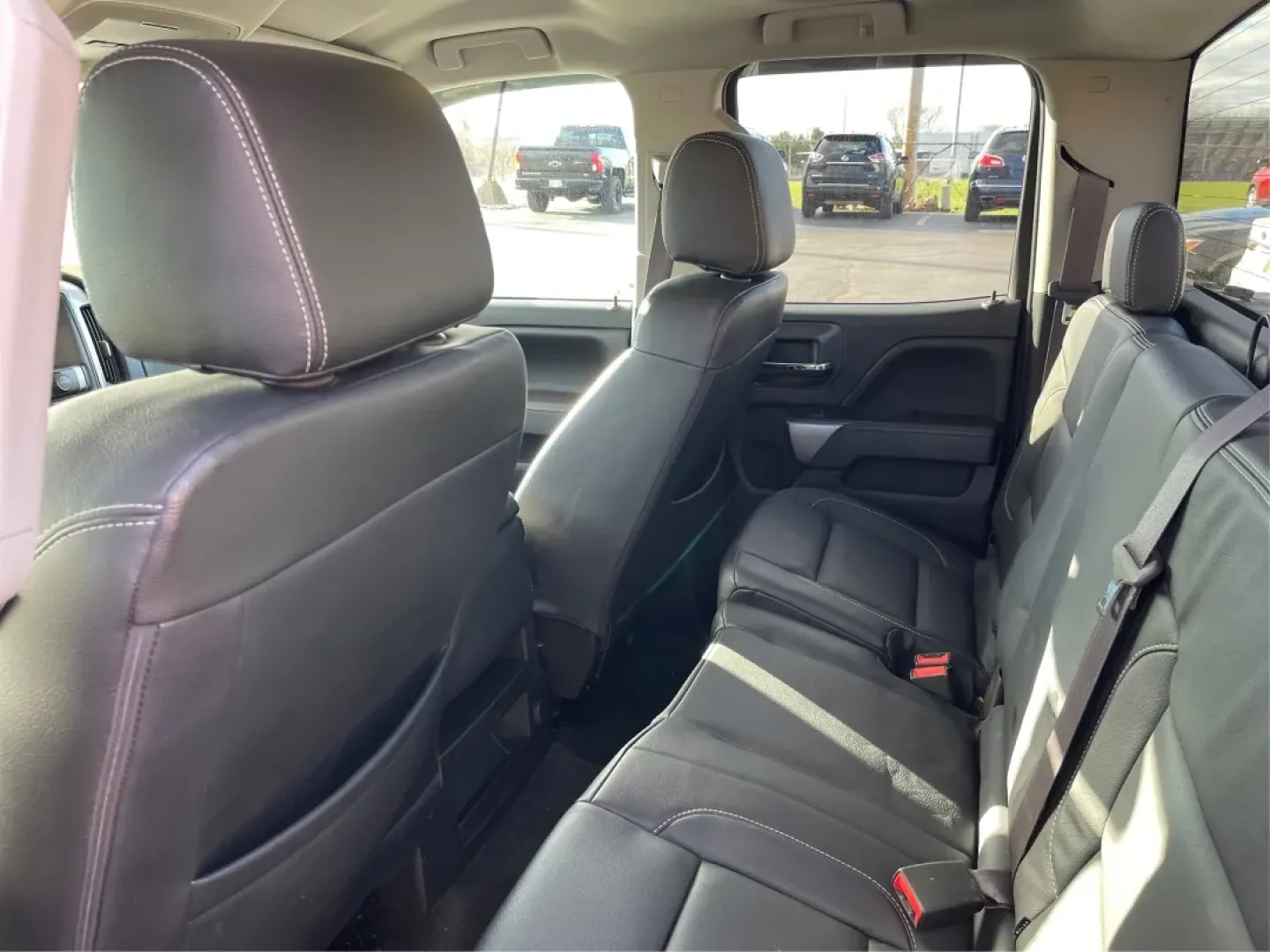 2016 Chevrolet Silverado 1500 1LT (1GCVKREC4GZ) with an EcoTec3 4.3L V-6 gasoline direct injection engine, 6A transmission, located at 1099 N County Rd 25A , Troy, OH, 45373, (937) 908-9800, 40.057079, -84.212883 - Are you ready to elevate your adventures and tackle any terrain? The 2016 Chevrolet Silverado 1500 is the perfect companion for those who crave both utility and comfort. Whether you're a growing family needing to haul kids and gear, or an outdoor enthusiast looking to conquer weekend getaways, this - Photo#10