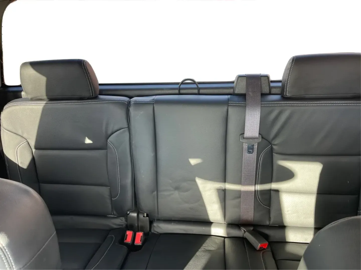 2016 Chevrolet Silverado 1500 1LT (1GCVKREC4GZ) with an EcoTec3 4.3L V-6 gasoline direct injection engine, 6A transmission, located at 1099 N County Rd 25A , Troy, OH, 45373, (937) 908-9800, 40.057079, -84.212883 - Are you ready to elevate your adventures and tackle any terrain? The 2016 Chevrolet Silverado 1500 is the perfect companion for those who crave both utility and comfort. Whether you're a growing family needing to haul kids and gear, or an outdoor enthusiast looking to conquer weekend getaways, this - Photo#13