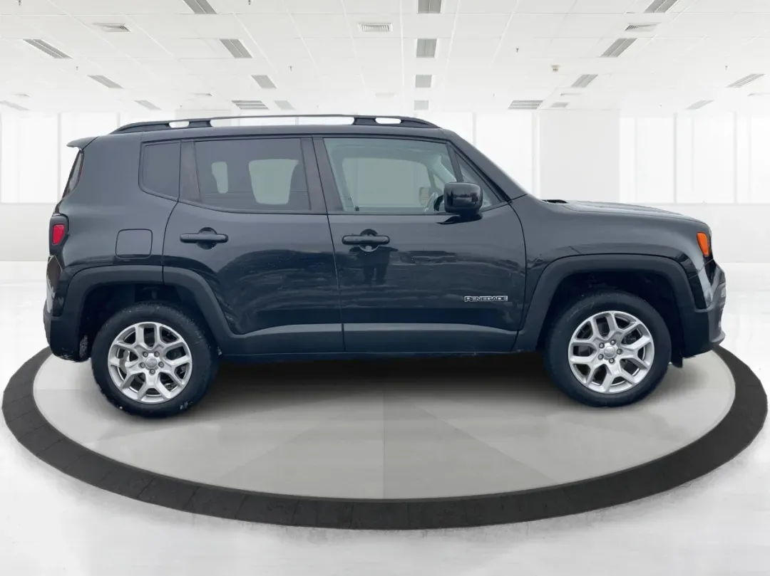 2018 Jeep Renegade Latitude 4x4 (ZACCJBBB5JP) with an Other engine, located at 1951 S Dayton Lakeview Rd., New Carlisle, OH, 45344, (937) 908-9800, 39.890999, -84.050255 - **Explore New Adventures with the 2018 Jeep Renegade Latitude 4x4!**<br /> <br /> Are you ready to elevate your adventures with a vehicle that perfectly balances style, comfort, and capability? Look no further than this striking 2018 Jeep Renegade Latitude 4x4, available now at Advantage Car and Cre - Photo#1