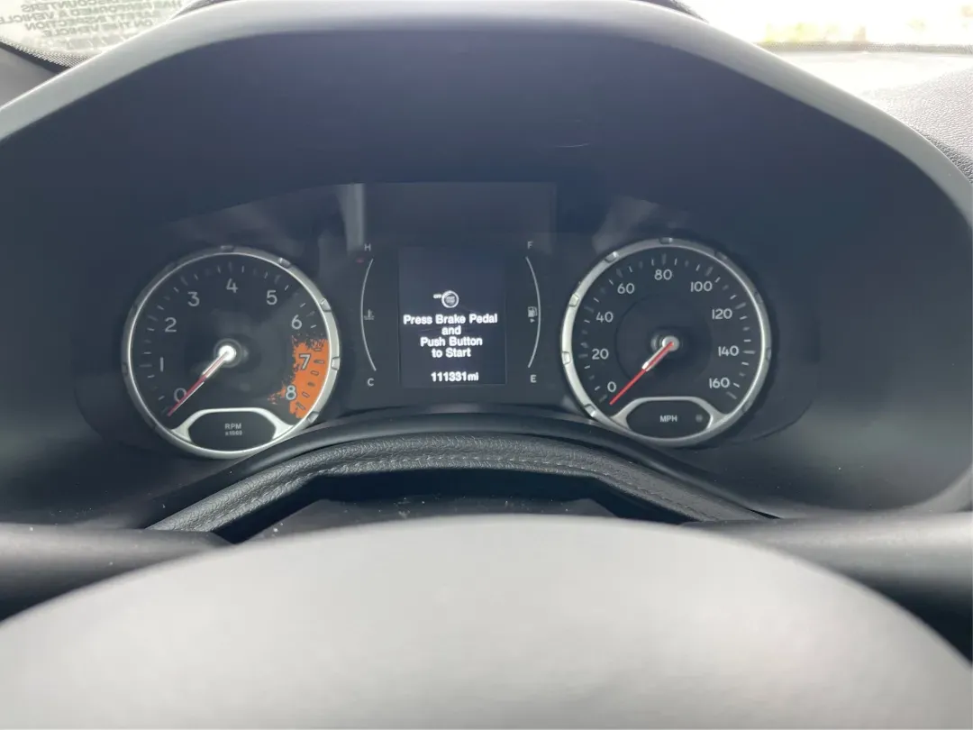 2018 Jeep Renegade Latitude 4x4 (ZACCJBBB5JP) with an Other engine, located at 1951 S Dayton Lakeview Rd., New Carlisle, OH, 45344, (937) 908-9800, 39.890999, -84.050255 - **Explore New Adventures with the 2018 Jeep Renegade Latitude 4x4!**<br /> <br /> Are you ready to elevate your adventures with a vehicle that perfectly balances style, comfort, and capability? Look no further than this striking 2018 Jeep Renegade Latitude 4x4, available now at Advantage Car and Cre - Photo#14