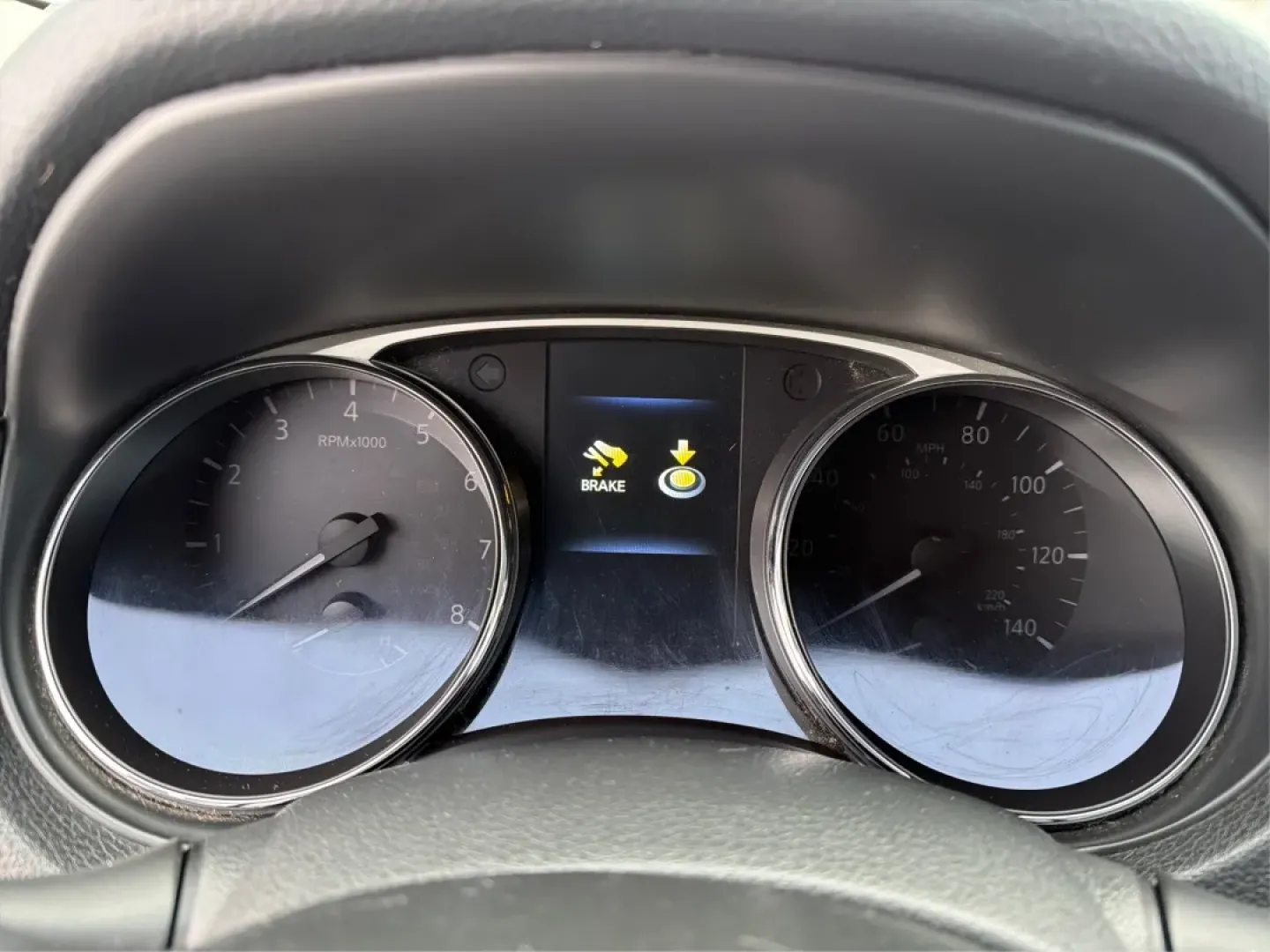 2014 Nissan Rogue SL (5N1AT2MV2EC) with an 2.5L I-4 DOHC engine, located at 1099 N County Rd 25A , Troy, OH, 45373, (937) 908-9800, 40.057079, -84.212883 - **Your Adventure Awaits with the 2014 Nissan Rogue SL at Advantage Car and Credit - Troy!**<br /> <br /> Are you ready to explore the great outdoors or tackle your daily commute with confidence? The 2014 Nissan Rogue SL is the perfect SUV for those who crave versatility and comfort in their driving - Photo#15