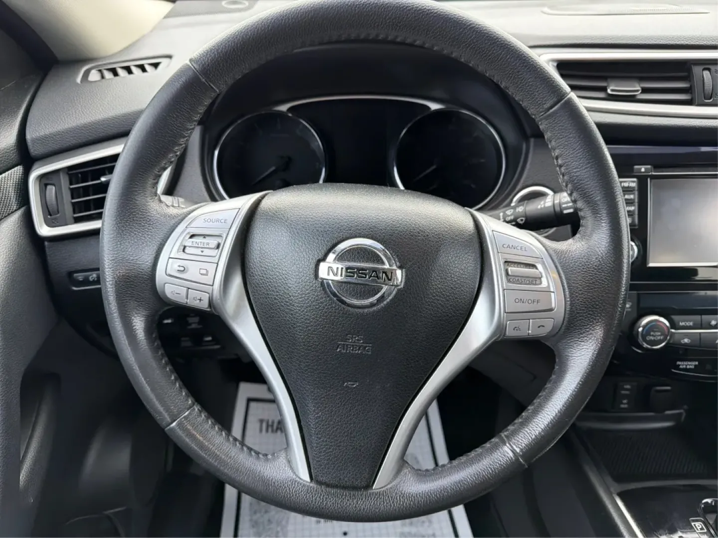 2014 Nissan Rogue SL (5N1AT2MV2EC) with an 2.5L I-4 DOHC engine, located at 1099 N County Rd 25A , Troy, OH, 45373, (937) 908-9800, 40.057079, -84.212883 - **Your Adventure Awaits with the 2014 Nissan Rogue SL at Advantage Car and Credit - Troy!**<br /> <br /> Are you ready to explore the great outdoors or tackle your daily commute with confidence? The 2014 Nissan Rogue SL is the perfect SUV for those who crave versatility and comfort in their driving - Photo#16