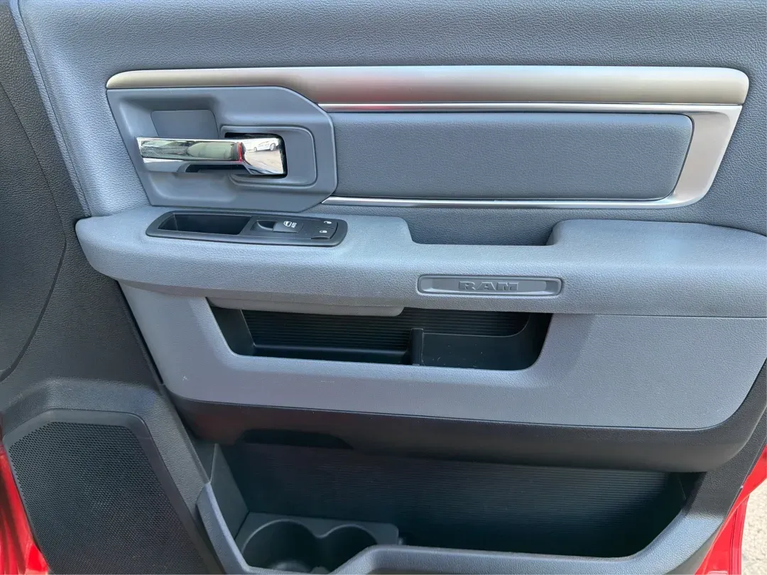 2016 Ram 1500 SLT (1C6RR7GT8GS) with an Other engine, located at 880 E. National Road, Vandalia, OH, 45377, (937) 908-9800, 39.891918, -84.183594 - Are you ready to elevate your adventures and tackle any terrain with confidence? Discover the perfect blend of rugged capability and modern comfort with this stunning 2016 Ram 1500 SLT, now available at Advantage Car and Credit in Vandalia, OH. With its striking Flame Red Clearcoat exterior and robu - Photo#18