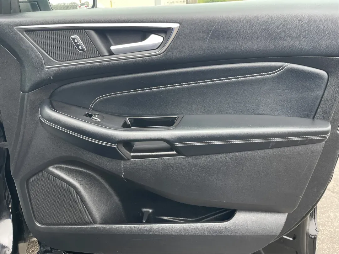 2017 Ford Edge Titanium (2FMPK4K86HB) with an Other engine, located at 4508 South Dixie Dr, Moraine, OH, 45439, (937) 908-9800, 39.689976, -84.218452 - Unleash your adventurous spirit with the 2017 Ford Edge Titanium SUV, now available at Advantage Car and Credit in New Carlisle, OH! This versatile vehicle is perfect for families on the go, commuters looking for comfort, or anyone who enjoys weekend adventures. With a spacious interior and robust c - Photo#20