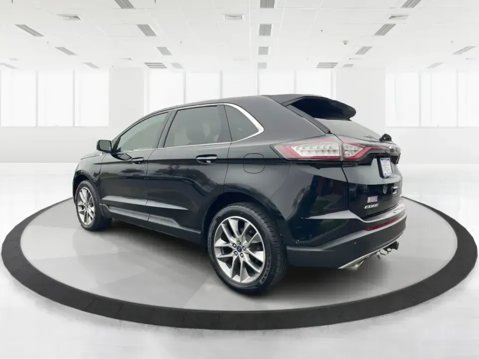 2017 Ford Edge Titanium (2FMPK4K86HB) with an 3.5L V6 DOHC 24V engine, 6A transmission, located at 8750 N County Rd 25A, Piqua, OH, 45356, (937) 908-9800, 40.164391, -84.232513 - Unleash your adventurous spirit with the 2017 Ford Edge Titanium SUV, now available at Advantage Car and Credit in New Carlisle, OH! This versatile vehicle is perfect for families on the go, commuters looking for comfort, or anyone who enjoys weekend adventures. With a spacious interior and robust c - Photo#4