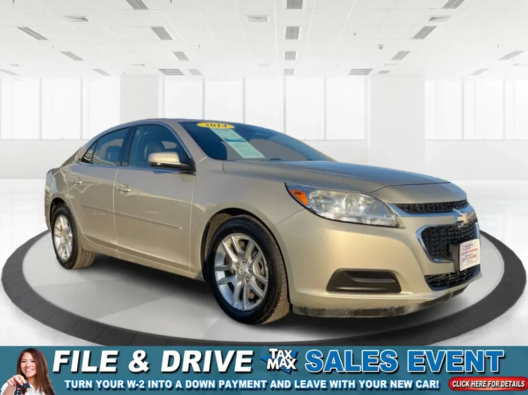 2014 Chevrolet Malibu 1LT (1G11C5SL7EF) with an ECOTEC 2.5L I-4 gasoline direct injection engine, located at 1230 East Main St, Xenia, OH, 45385, (937) 908-9800, 39.688026, -83.910172 - Are you ready to elevate your daily commute or make unforgettable memories on weekend adventures? The 2014 Chevrolet Malibu 1LT, now available at Advantage Car and Credit in Xenia, OH, is the perfect sedan for those seeking a reliable, stylish, and feature-packed vehicle without breaking the bank. W - Photo#0