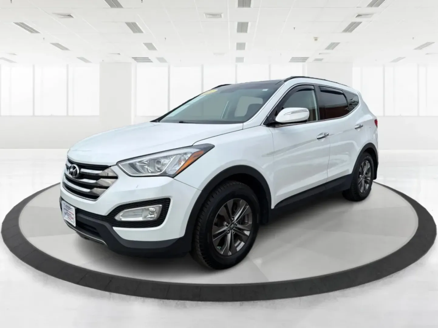 2014 Hyundai Santa Fe 2.4L (5XYZUDLB7EG) with an Theta II 2.4L I-4 gasoline direct injection engine, located at 1099 N County Rd 25A , Troy, OH, 45373, (937) 908-9800, 40.057079, -84.212883 - **Explore the Open Road with Ease: 2014 Hyundai Santa Fe at Advantage Car and Credit - Troy**<br /> <br /> Are you ready to take your family adventures to the next level? The 2014 Hyundai Santa Fe is designed for those seeking comfort, style, and ample space for everything life throws your way-perfe - Photo#8