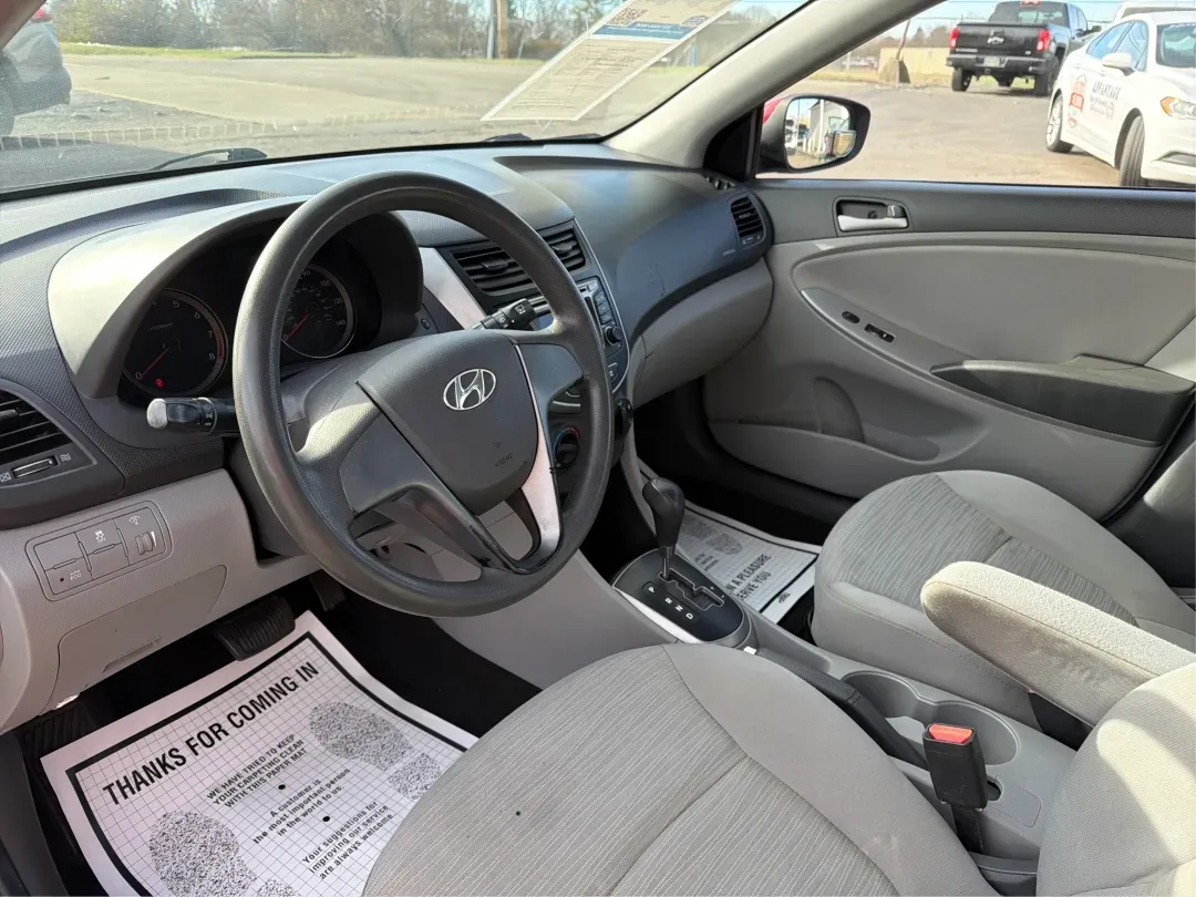 2016 Hyundai Accent SE (KMHCT4AE7GU) with an 1.6L I-4 gasoline direct injection engine, located at 1951 S Dayton Lakeview Rd., New Carlisle, OH, 45344, (937) 908-9800, 39.890999, -84.050255 - **Discover Your Next Adventure with This 2016 Hyundai Accent SE Sedan!**<br /> <br /> Are you looking for a reliable vehicle to elevate your daily commute or weekend getaways? Look no further than the stunning 2016 Hyundai Accent SE Sedan available at Advantage Car and Credit. Located at 1951 S Dayt - Photo#9
