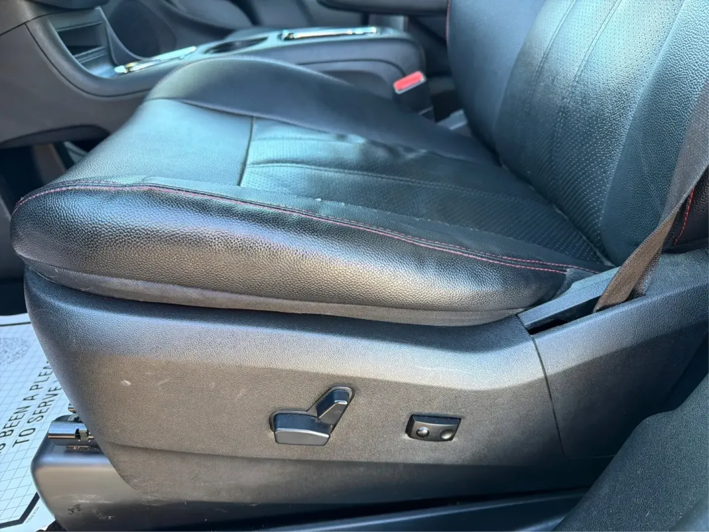 2019 Dodge Grand Caravan GT (2C4RDGEG3KR) with an Pentastar 3.6L V-6 DOHC engine, located at 1099 N County Rd 25A , Troy, OH, 45373, (937) 908-9800, 40.057079, -84.212883 - Step into the world of family adventures and daily commutes with the 2019 Dodge Grand Caravan GT, now available at Advantage Car and Credit - Piqua in Piqua, OH. Whether you're shuttling the kids to soccer practice or planning a weekend getaway, this versatile passenger van is designed to meet all y - Photo#18