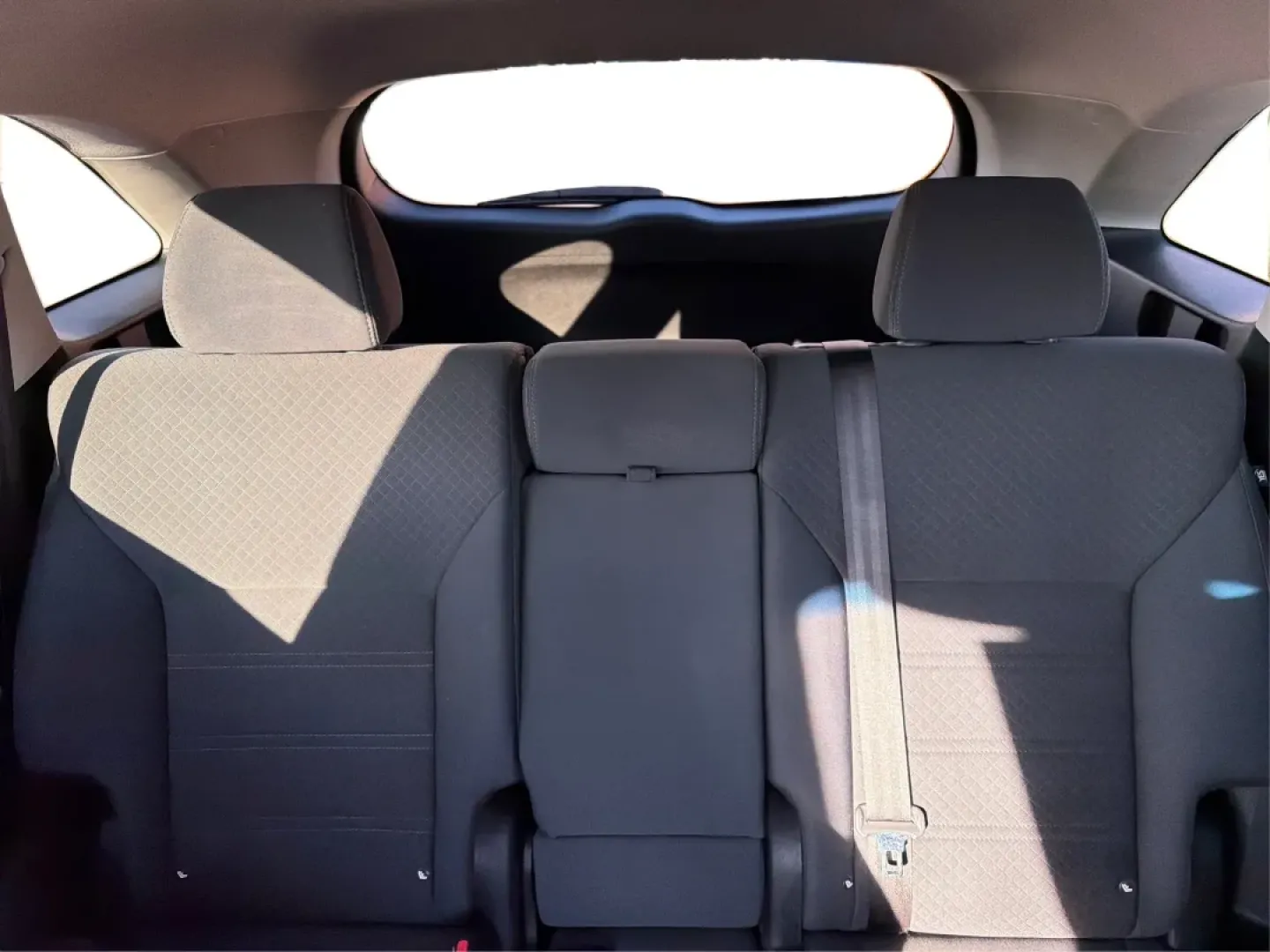 2017 Kia Sorento 2.4L LX (5XYPGDA38HG) with an 2.4L I-4 gasoline direct injection engine, located at 1184 Kauffman Ave, Fairborn, OH, 45324, (937) 908-9800, 39.807072, -84.030914 - **Adventure Awaits with the 2017 Kia Sorento at Advantage Car and Credit Fairborn!**<br /> <br /> Are you searching for the perfect SUV that can handle both your daily commute and weekend adventures? Look no further than this stunning 2017 Kia Sorento, located right here at Advantage Car and Credit - Photo#14