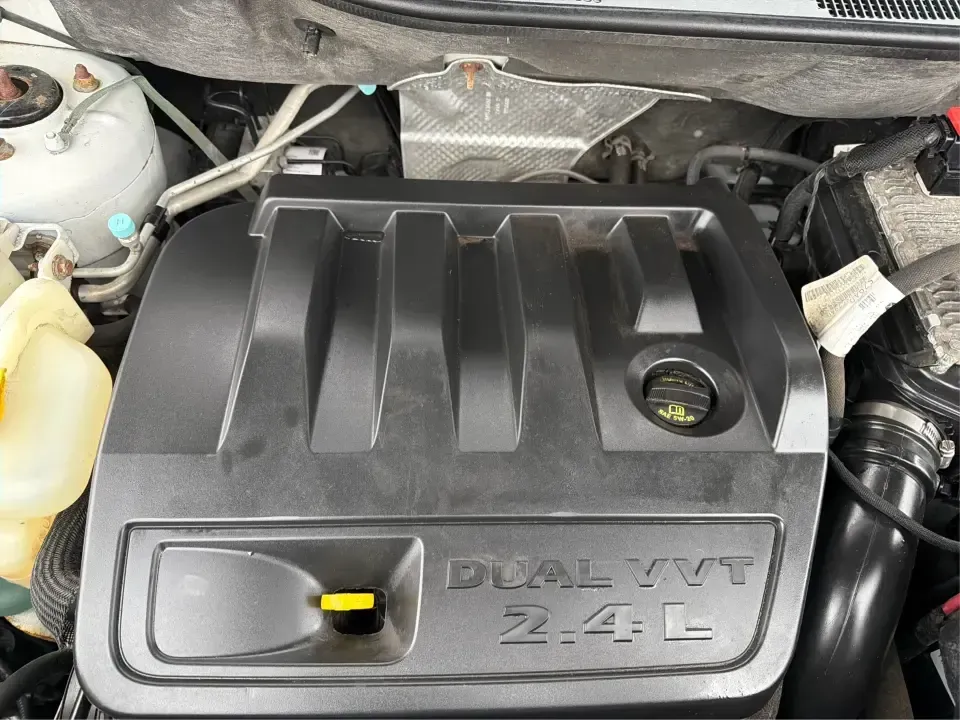 2016 Jeep Patriot Latitude (1C4NJRFB1GD) with an 2.4L I-4 DOHC engine, Automatic transmission, located at 880 E. National Road, Vandalia, OH, 45377, (937) 908-9800, 39.891918, -84.183594 - ### Discover Your Next Adventure with the 2016 Jeep Patriot Latitude at Advantage Car and Credit Fairborn<br /> <br /> Embrace the freedom of the open road with the remarkable 2016 Jeep Patriot Latitude, available now at Advantage Car and Credit in Fairborn, OH. This versatile SUV is ideal for thos - Photo#11