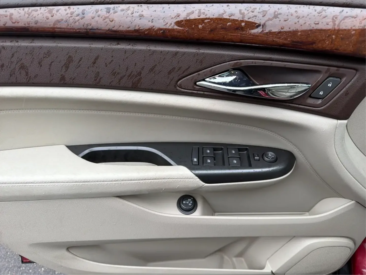 2012 Cadillac SRX Luxury Collection (3GYFNDE30CS) with an 3.6L V-6 gasoline direct injection engine, located at 8750 N County Rd 25A, Piqua, OH, 45356, (937) 908-9800, 40.164391, -84.232513 - **Elevate Your Daily Drive with the 2012 Cadillac SRX Luxury Collection!**<br /> <br /> Are you ready to upgrade your lifestyle with a vehicle that combines style, comfort, and versatility? The 2012 Cadillac SRX Luxury Collection is perfect for those who want an SUV that can manage everything from d - Photo#19