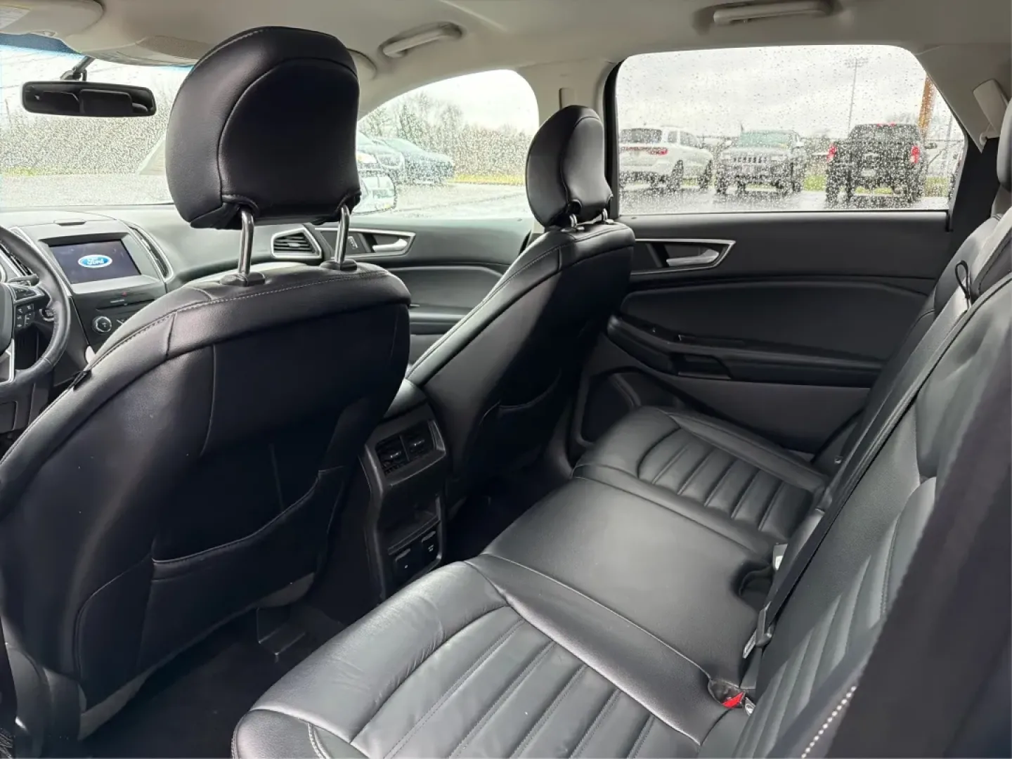 2016 Ford Edge SEL (2FMPK3J98GB) with an Other engine, located at 1099 N County Rd 25A , Troy, OH, 45373, (937) 908-9800, 40.057079, -84.212883 - ### Experience Comfort and Versatility in the 2016 Ford Edge SEL at Advantage Car and Credit - Troy<br /> <br /> Looking for the perfect blend of style, comfort, and functionality? The 2016 Ford Edge SEL, available at Advantage Car and Credit in Troy, OH, is tailored for those who lead an active lif - Photo#10