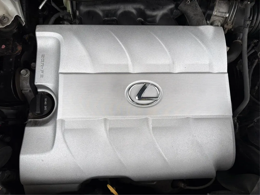 2015 Lexus RX 350 F Sport | Crafted Line (2T2BK1BA3FC) with an 3.5L V-6 DOHC engine, located at 880 E. National Road, Vandalia, OH, 45377, (937) 908-9800, 39.891918, -84.183594 - **Elevate Your Drive with the 2015 Lexus RX 350 Perfect for Family Adventures and Daily Commutes!**<br /> <br /> Are you ready to enhance your lifestyle with a vehicle that combines luxury, performance, and reliability? Look no further than the stunning 2015 Lexus RX 350 at Advantage Car and Credit - Photo#11