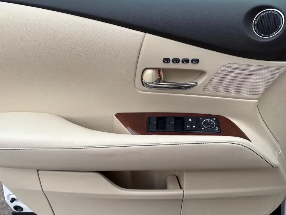 2015 Lexus RX 350 F Sport | Crafted Line (2T2BK1BA3FC) with an 3.5L V-6 DOHC engine, 6-Speed Automatic transmission, located at 401 Woodman Dr, Riverside, OH, 45431, (937) 908-9800, 39.760899, -84.123421 - **Elevate Your Drive with the 2015 Lexus RX 350 Perfect for Family Adventures and Daily Commutes!**<br /> <br /> Are you ready to enhance your lifestyle with a vehicle that combines luxury, performance, and reliability? Look no further than the stunning 2015 Lexus RX 350 at Advantage Car and Credit - Photo#18