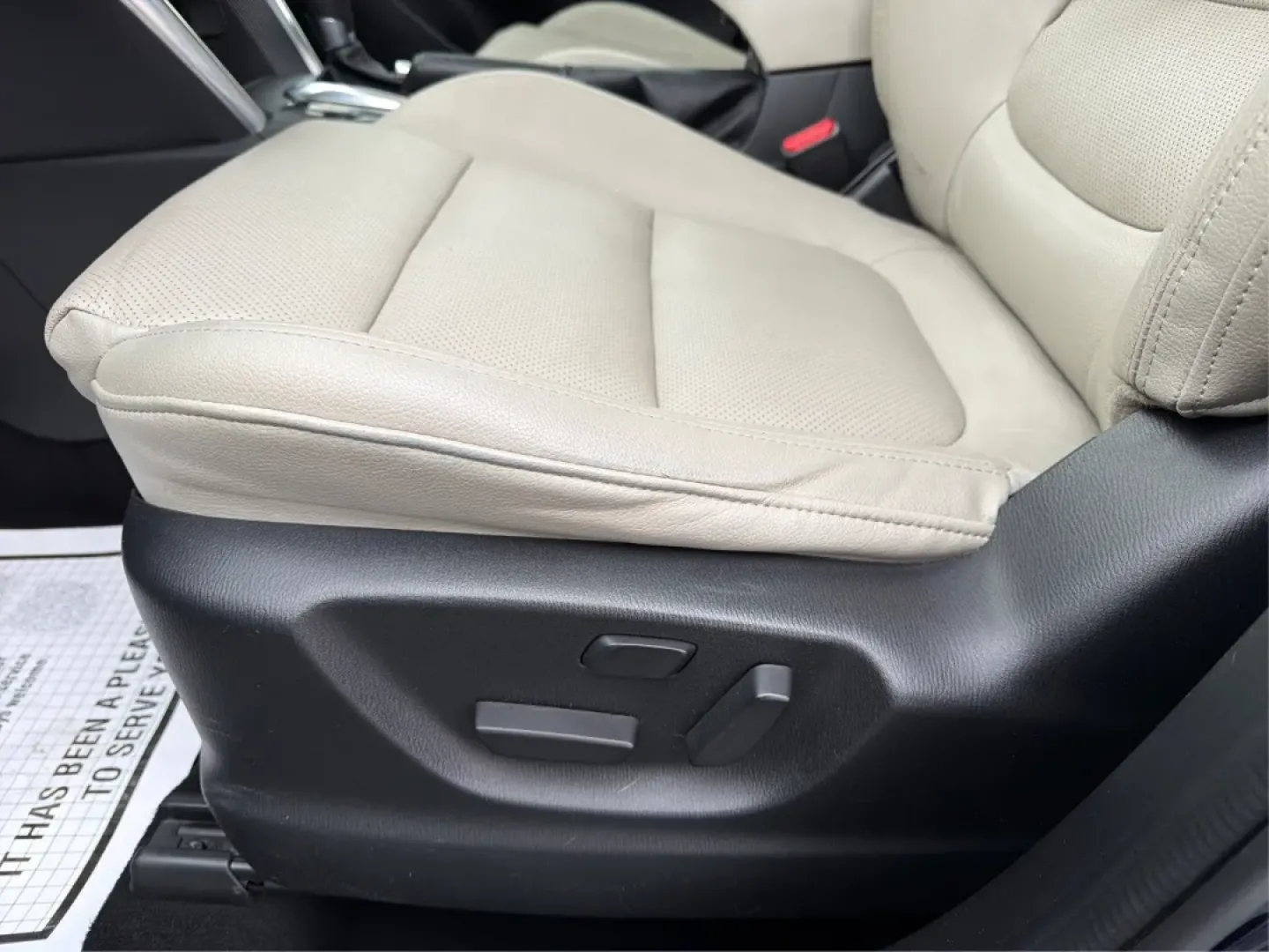 2015 Mazda CX-5 Grand Touring (JM3KE2DY9F0) with an SKYACTIV-G 2.5L I-4 gasoline direct injection engine, located at 1951 S Dayton Lakeview Rd., New Carlisle, OH, 45344, (937) 908-9800, 39.890999, -84.050255 - **Discover Adventure with the 2015 Mazda CX-5 at Advantage Car and Credit New Carlisle!**<br /> <br /> Are you ready to elevate your driving experience? Whether you're a growing family in need of space, a commuter looking for reliability, or an adventurer seeking the perfect weekend getaway vehicle - Photo#17