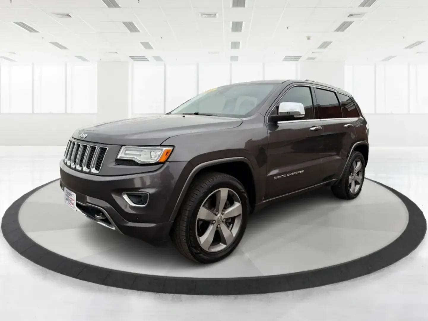 2015 Jeep Grand Cherokee Overland (1C4RJFCT6FC) with an Other engine, located at 1099 N County Rd 25A , Troy, OH, 45373, (937) 908-9800, 40.057079, -84.212883 - **Adventure Awaits: 2015 Jeep Grand Cherokee Overland - Your Perfect Family SUV!**<br /> <br /> If you're looking for a vehicle that perfectly balances comfort, style, and rugged capability, look no further than this stunning 2015 Jeep Grand Cherokee Overland. This SUV is not just a mode of transpor - Photo#8